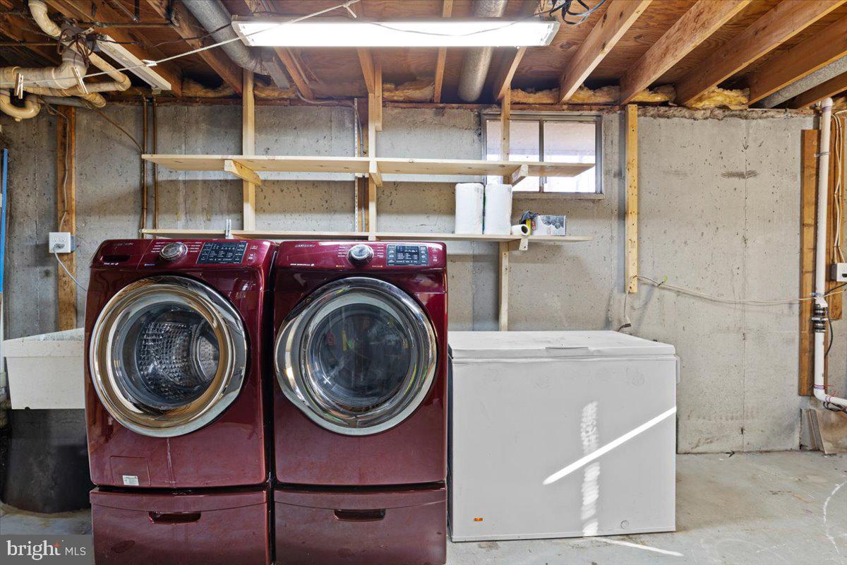 LYNNBROOK - Residential