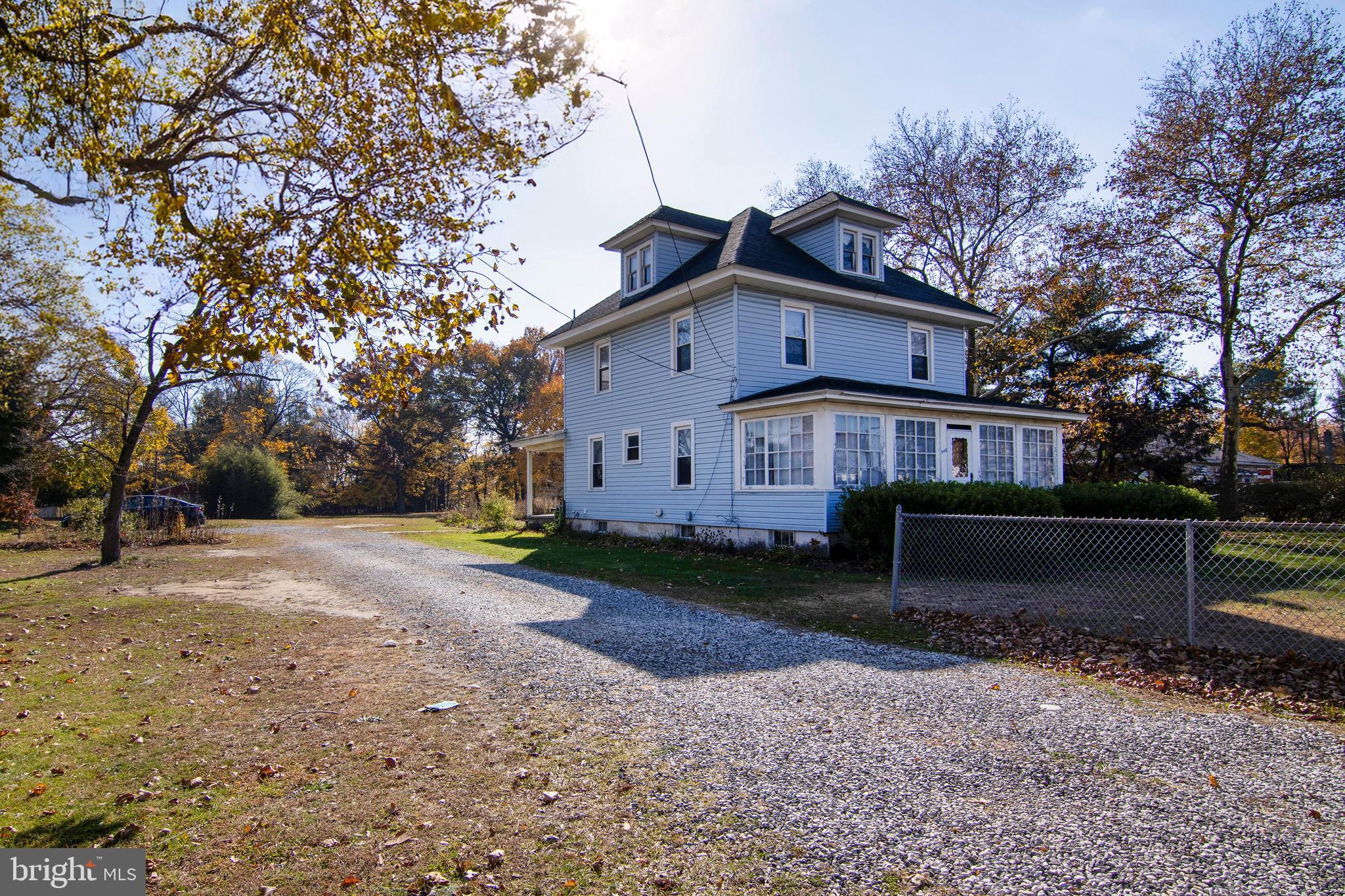 546 WILLIAMSTOWN ROAD