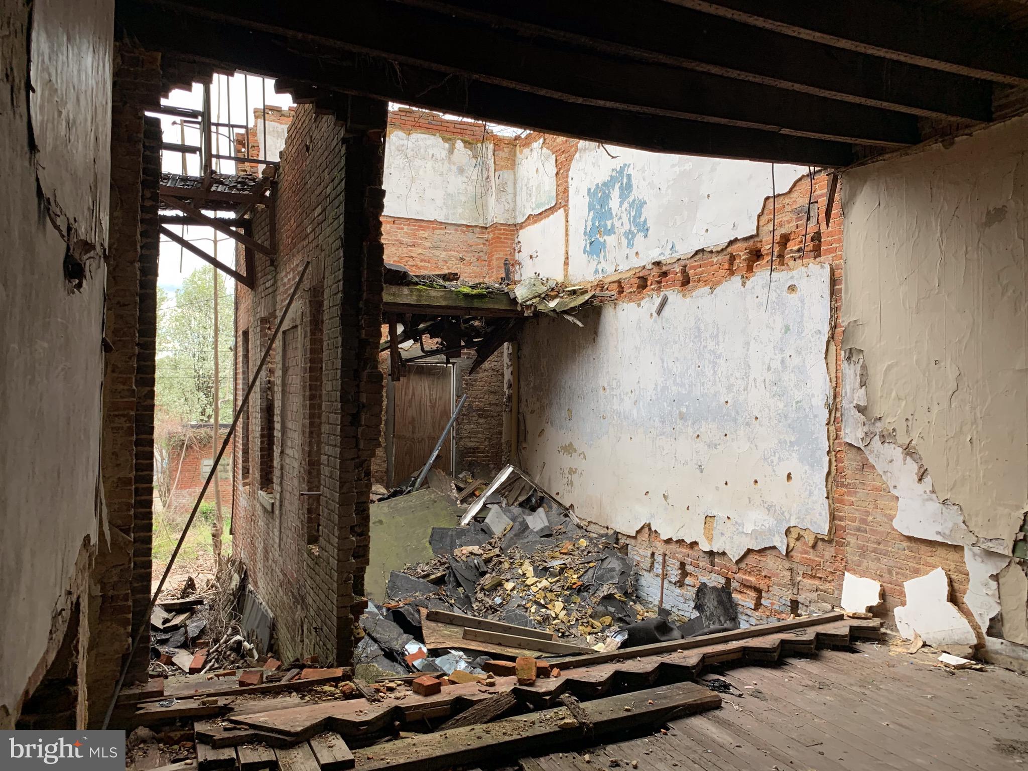 FRANKLIN SQUARE HISTORIC DISTRICT - Residential