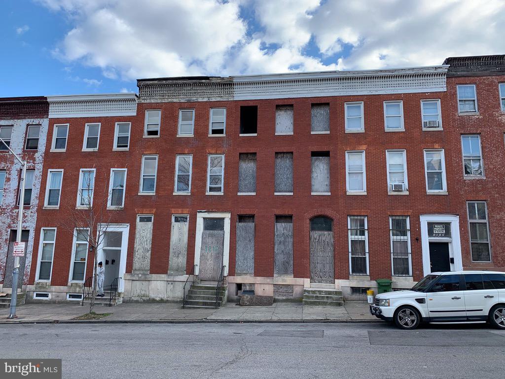 FRANKLIN SQUARE HISTORIC DISTRICT - Residential