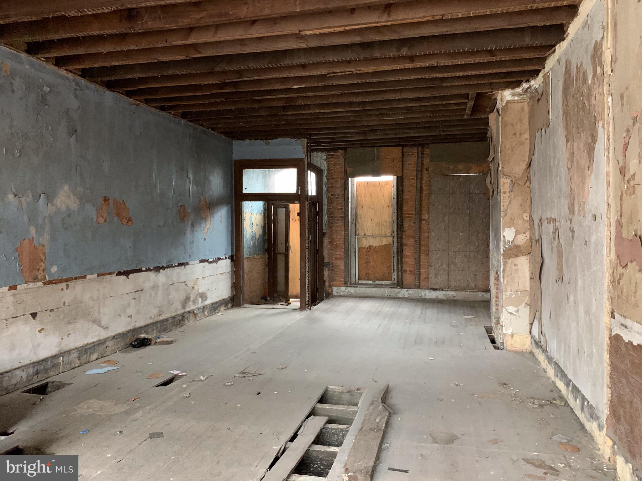 FRANKLIN SQUARE HISTORIC DISTRICT - Residential