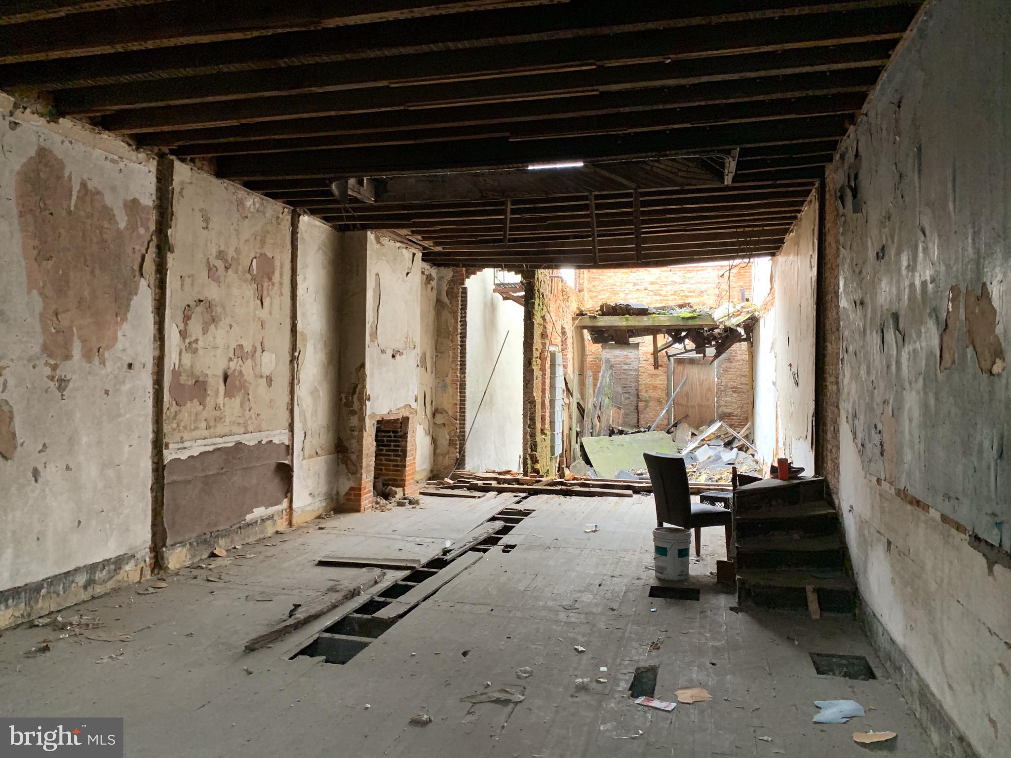 FRANKLIN SQUARE HISTORIC DISTRICT - Residential