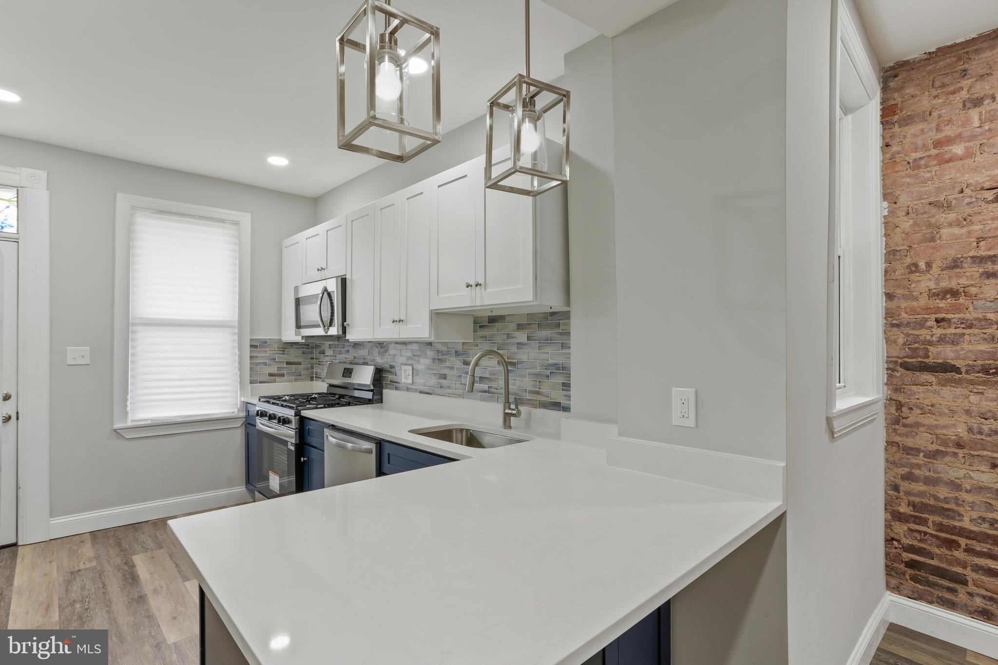 CHARLES VILLAGE - Residential