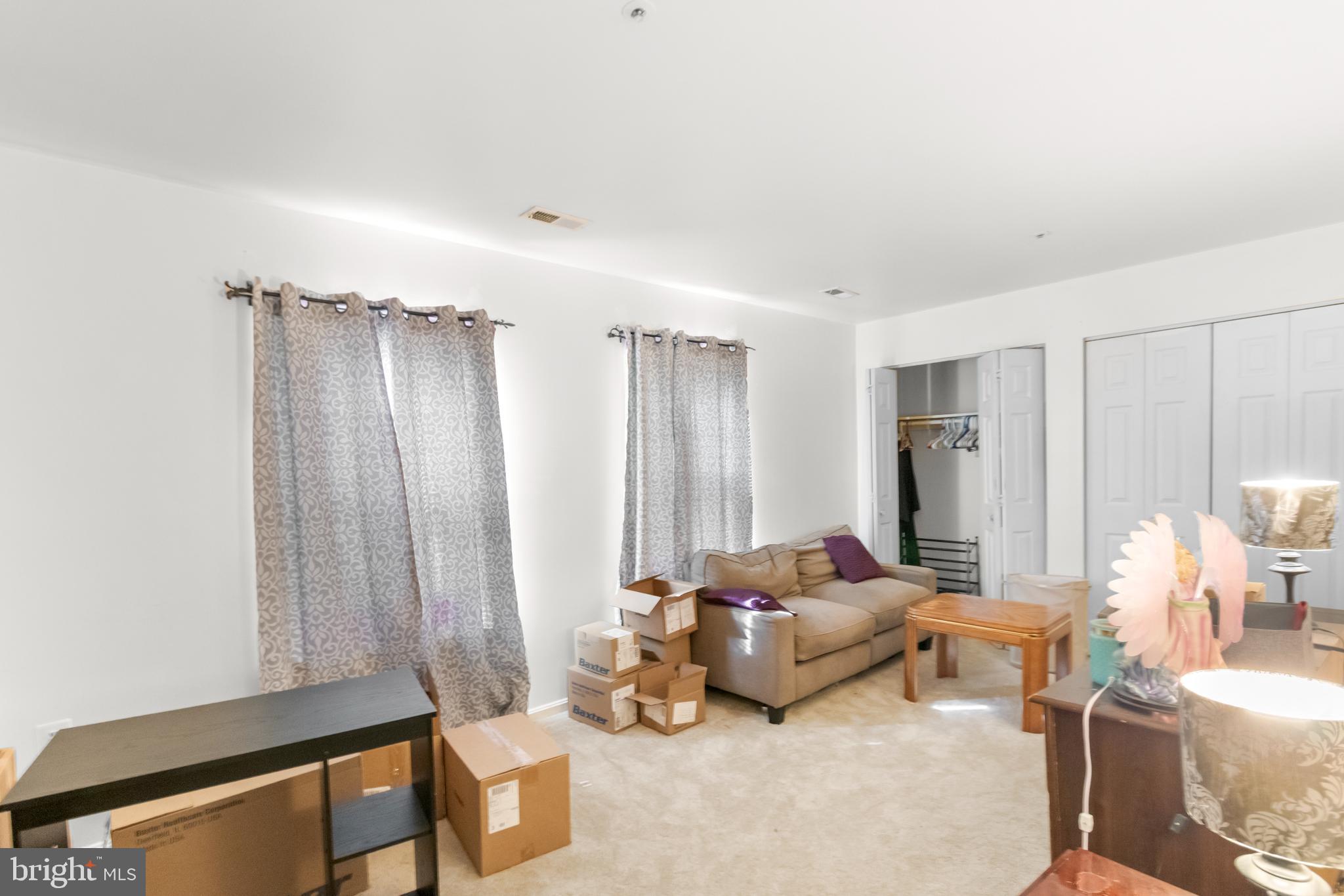 FOUNDERS WOODS CONDO - Residential