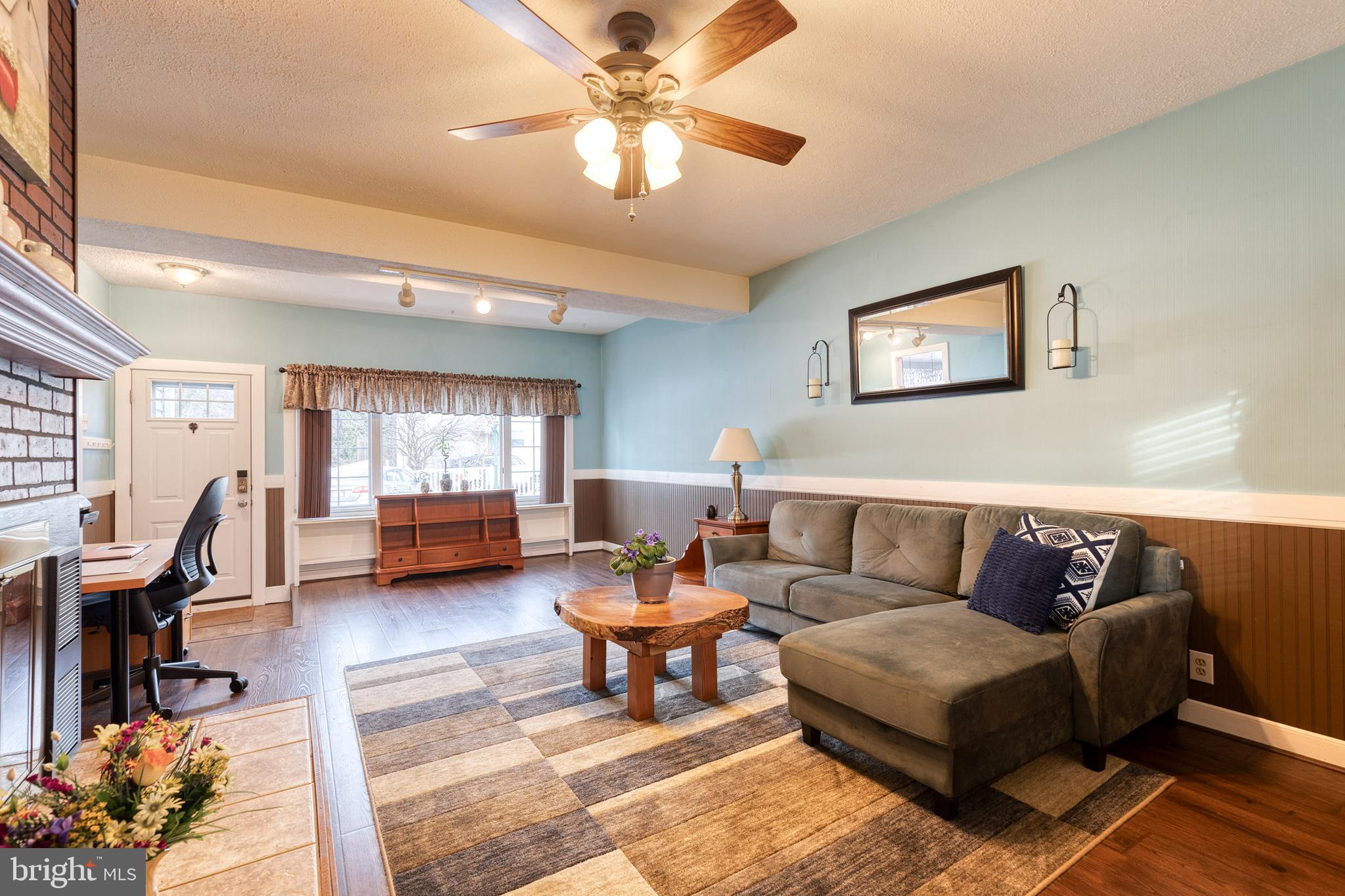 CANTONSVILLE - Residential