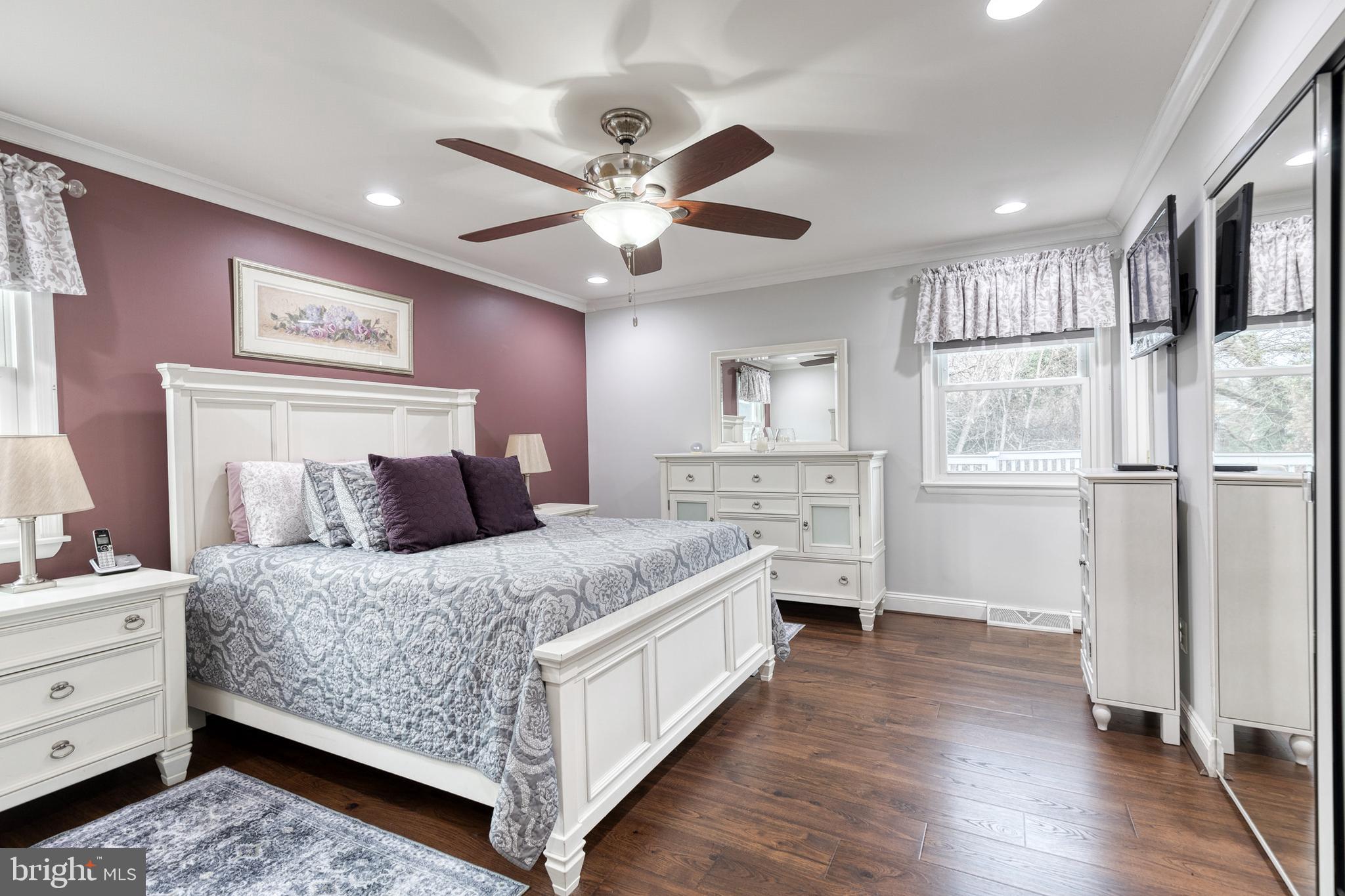 CANTONSVILLE - Residential