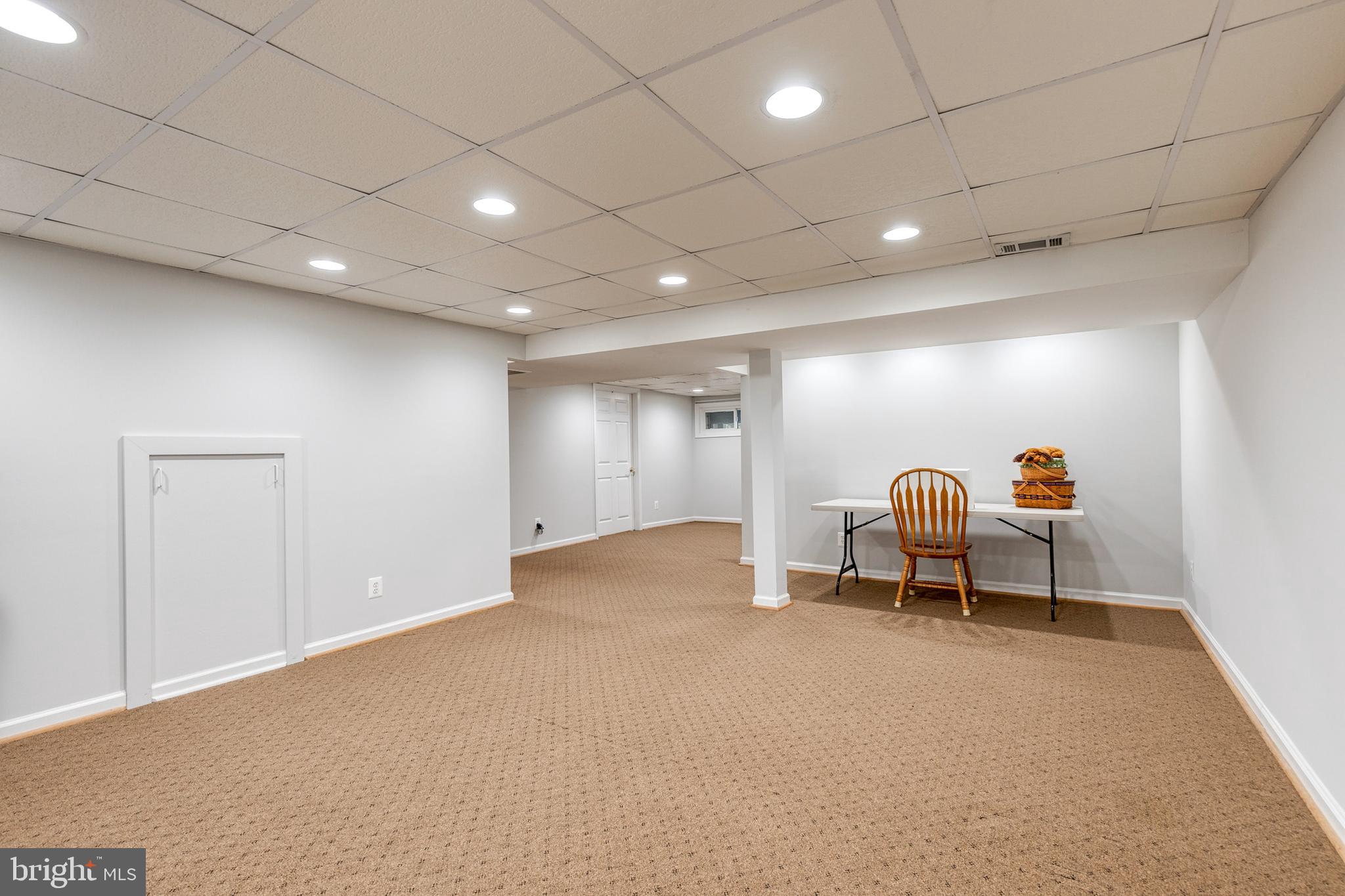 CANTONSVILLE - Residential