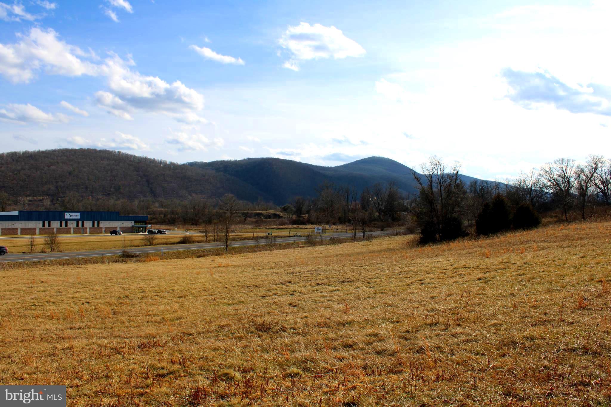 7.92 ACRES MCMULLEN HIGHWAY