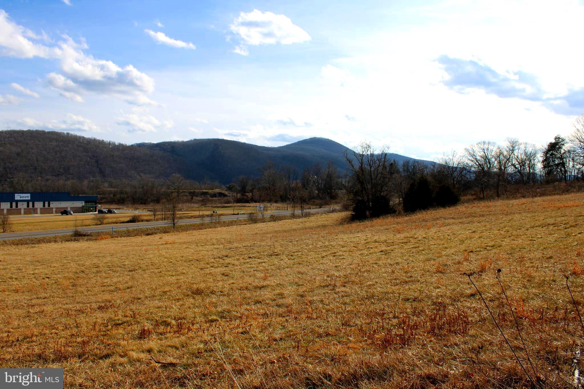 7.92 ACRES MCMULLEN HIGHWAY