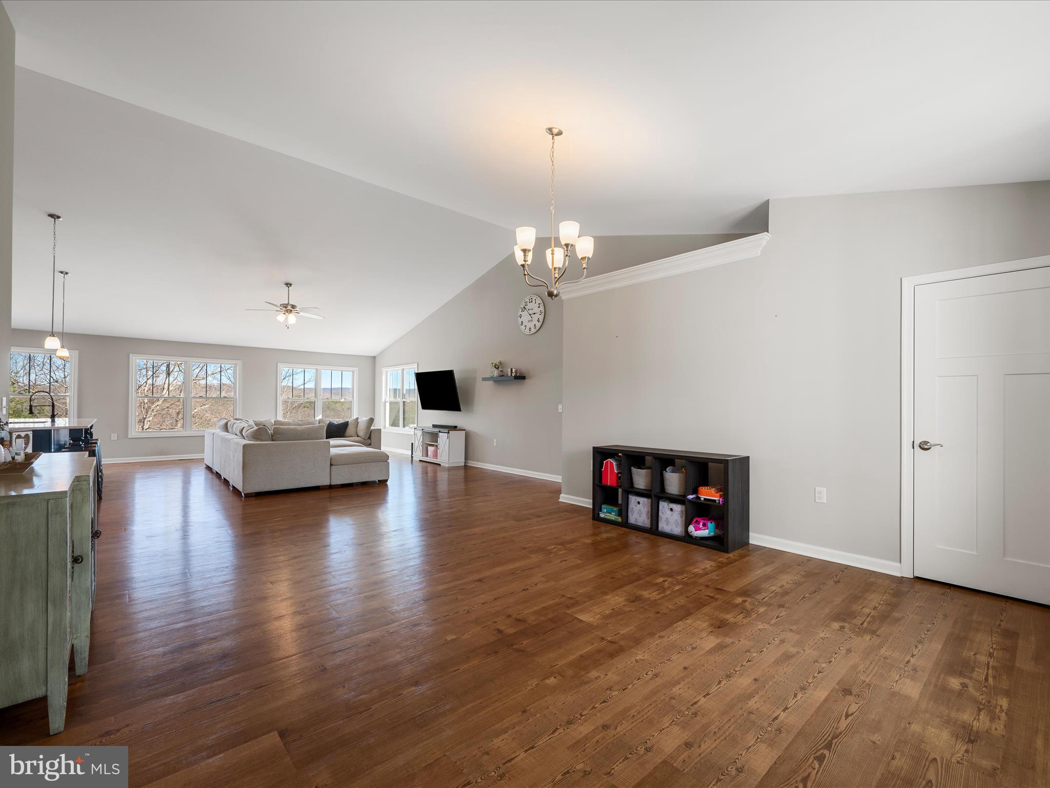 CHESTNUT HILL ESTATES - Residential