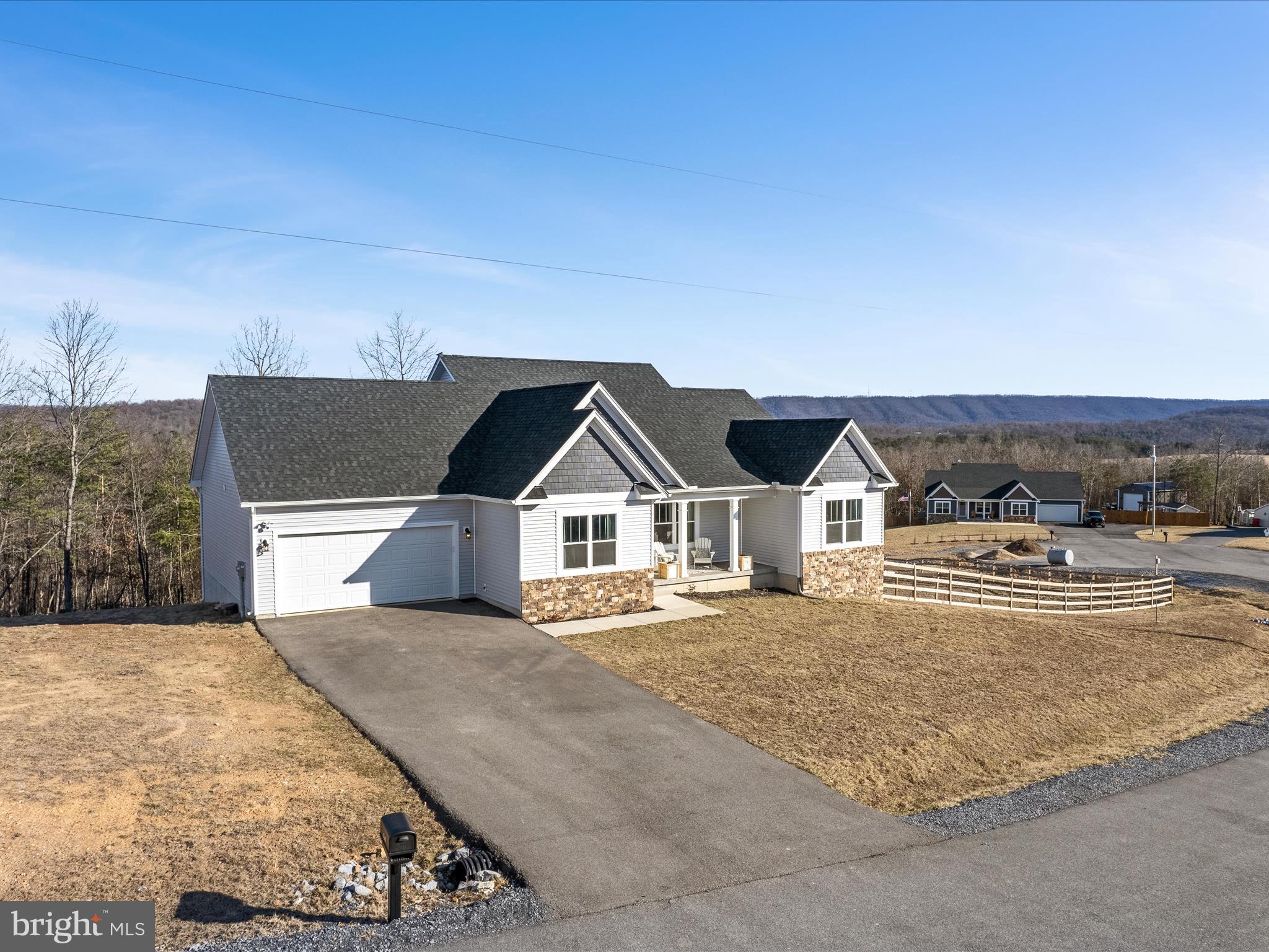 CHESTNUT HILL ESTATES - Residential