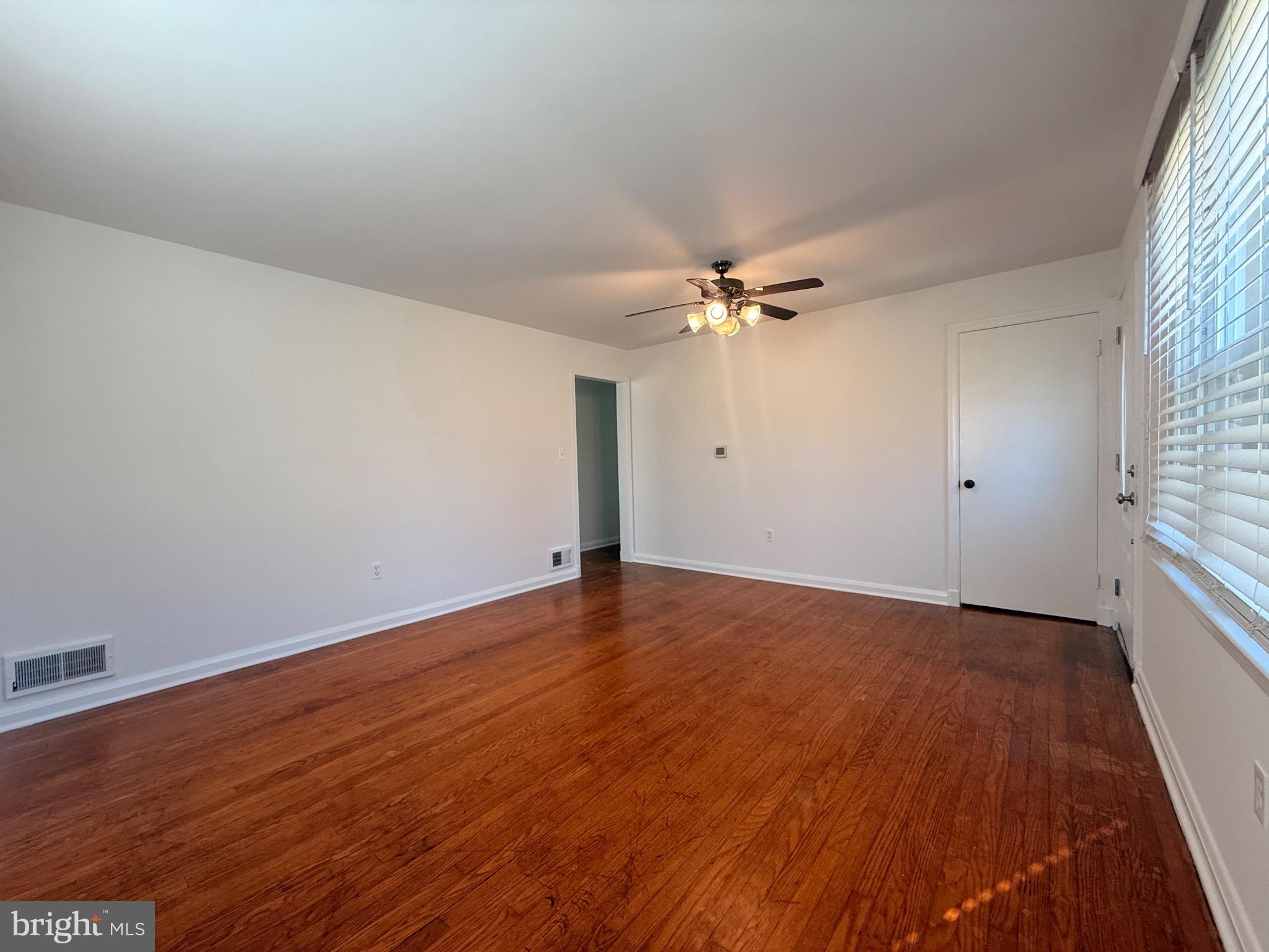 HAMPSTEAD - Residential