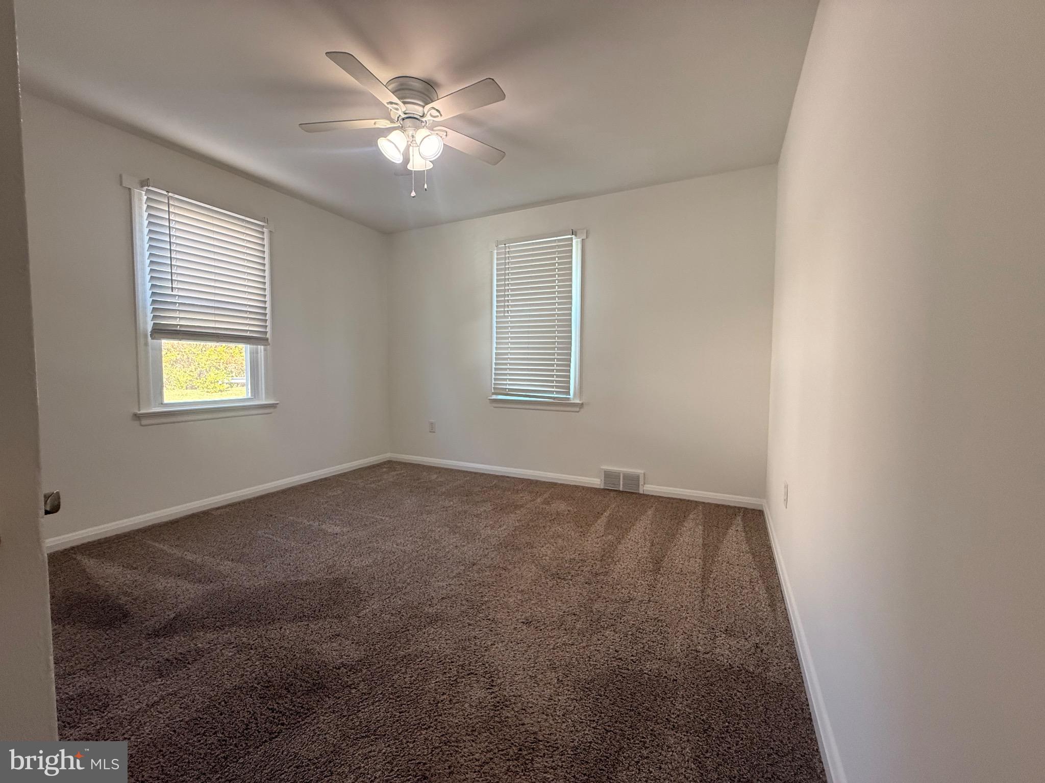 HAMPSTEAD - Residential