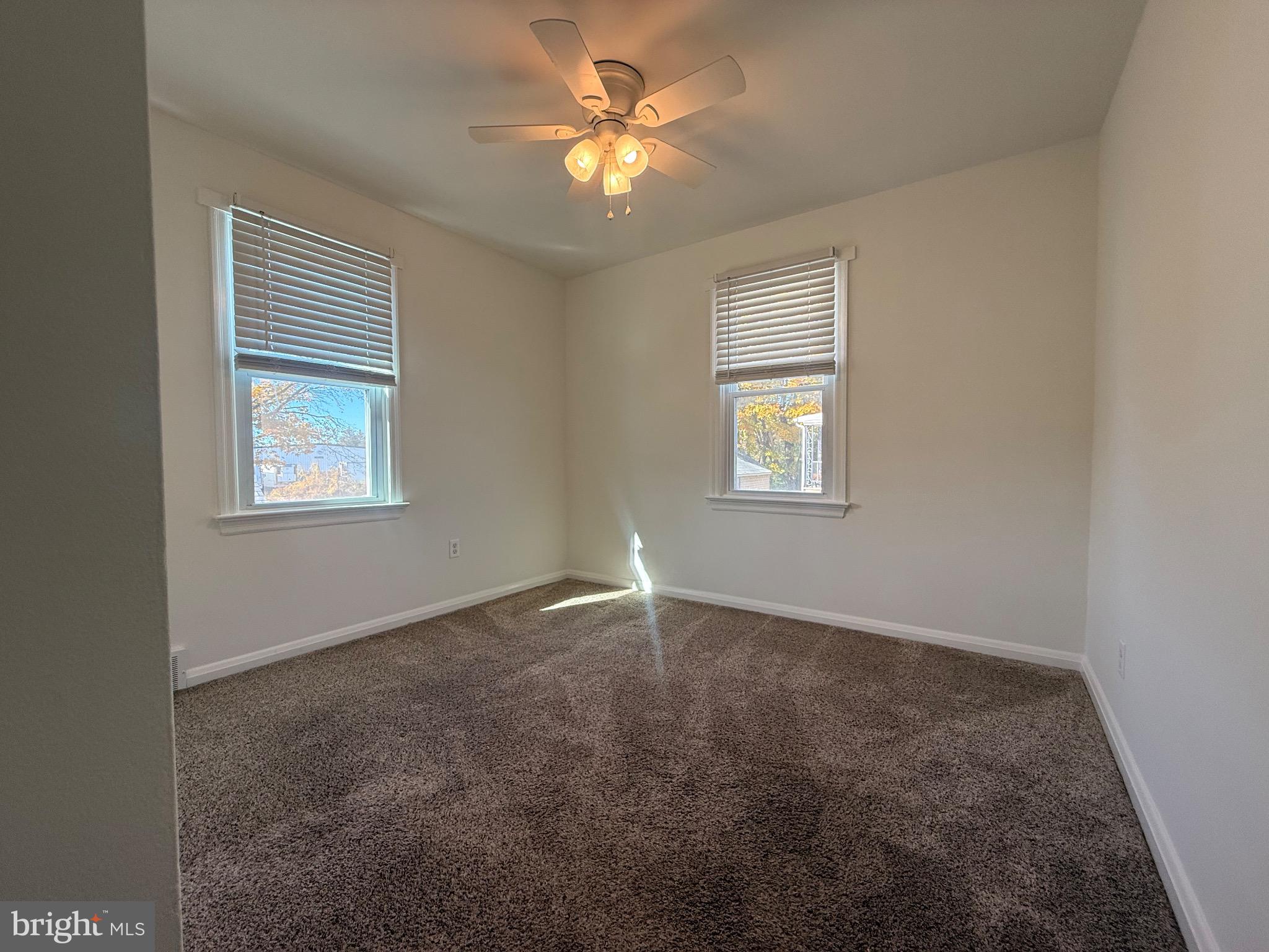 HAMPSTEAD - Residential