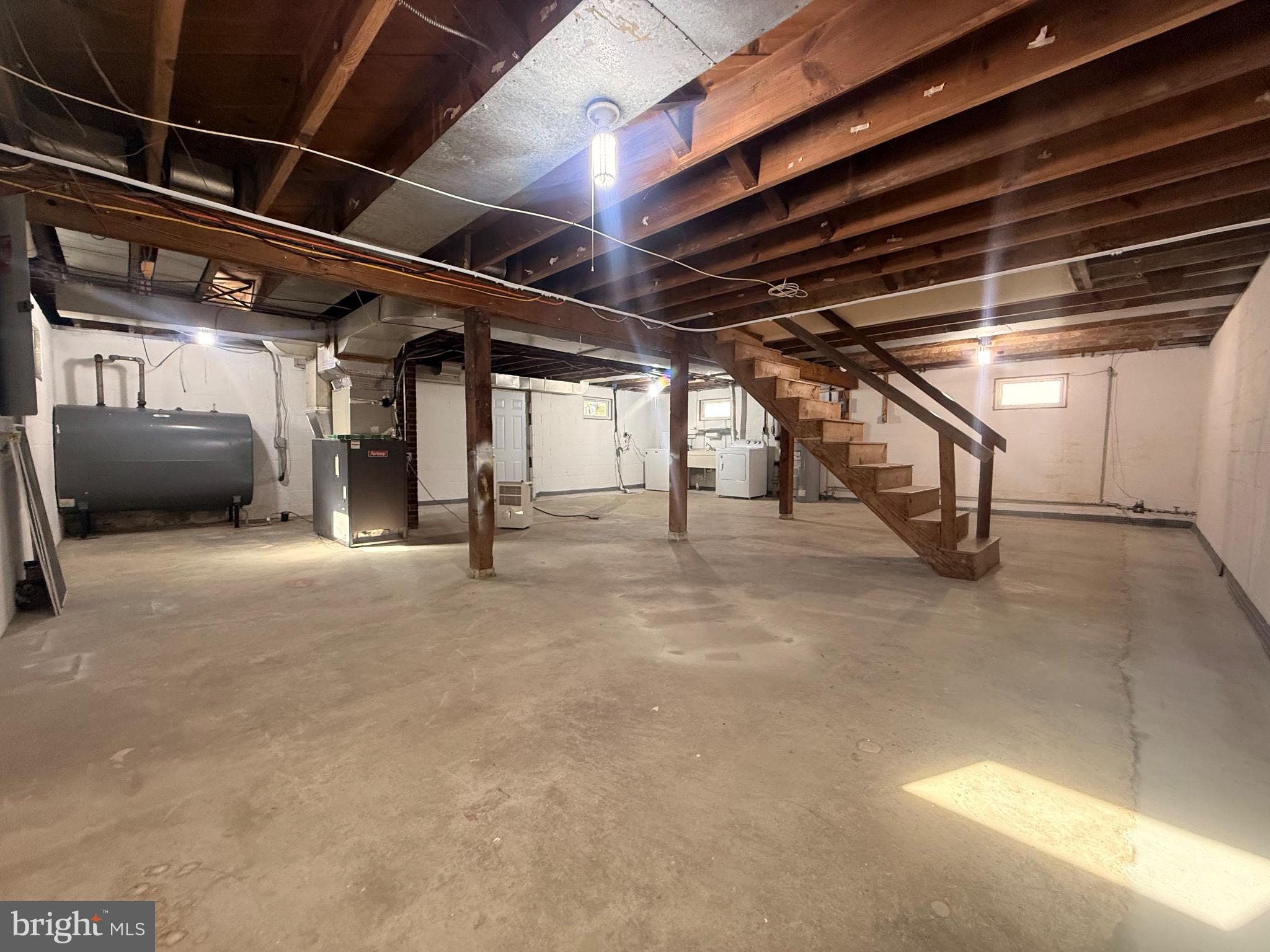 HAMPSTEAD - Residential