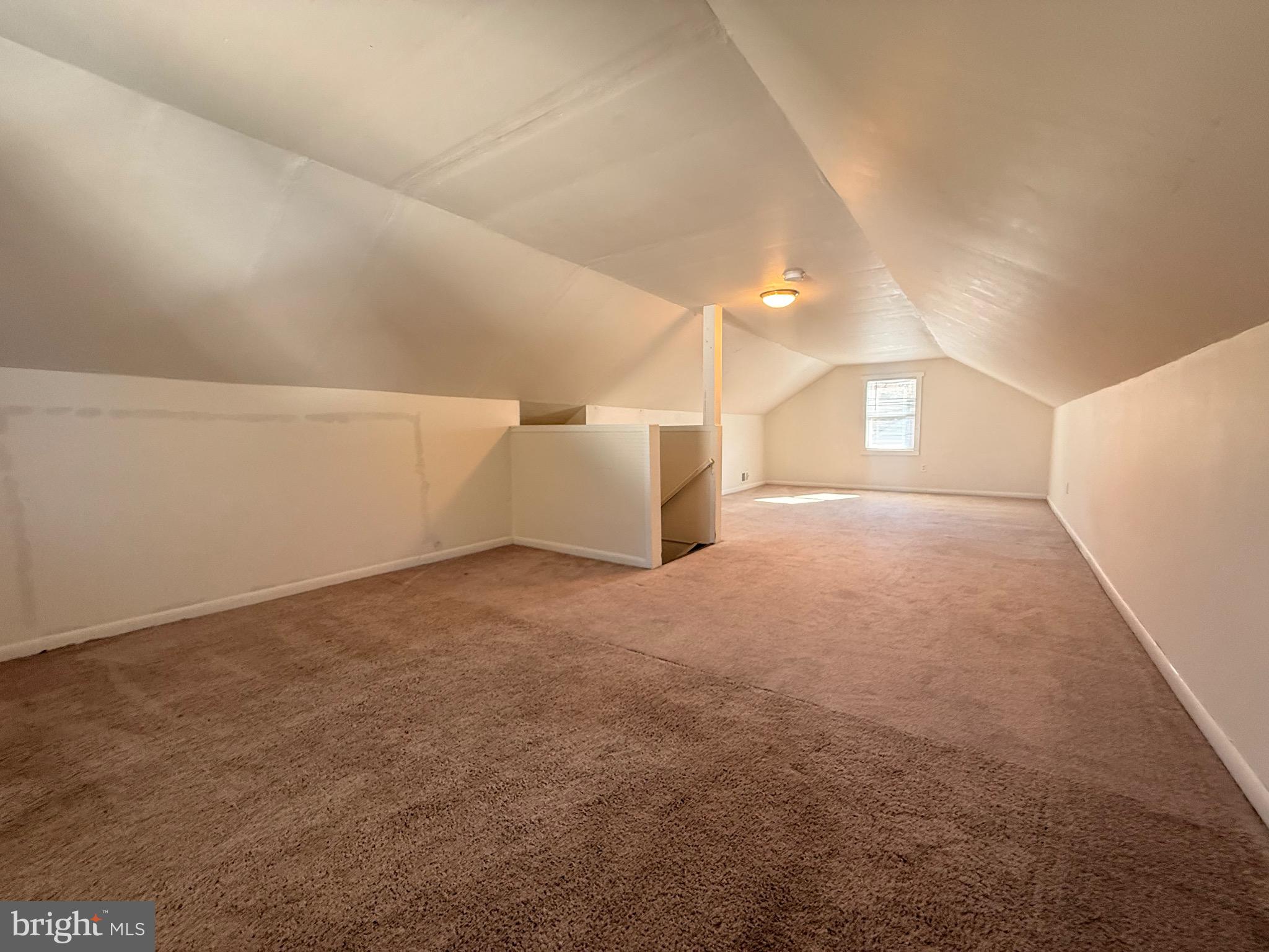 HAMPSTEAD - Residential