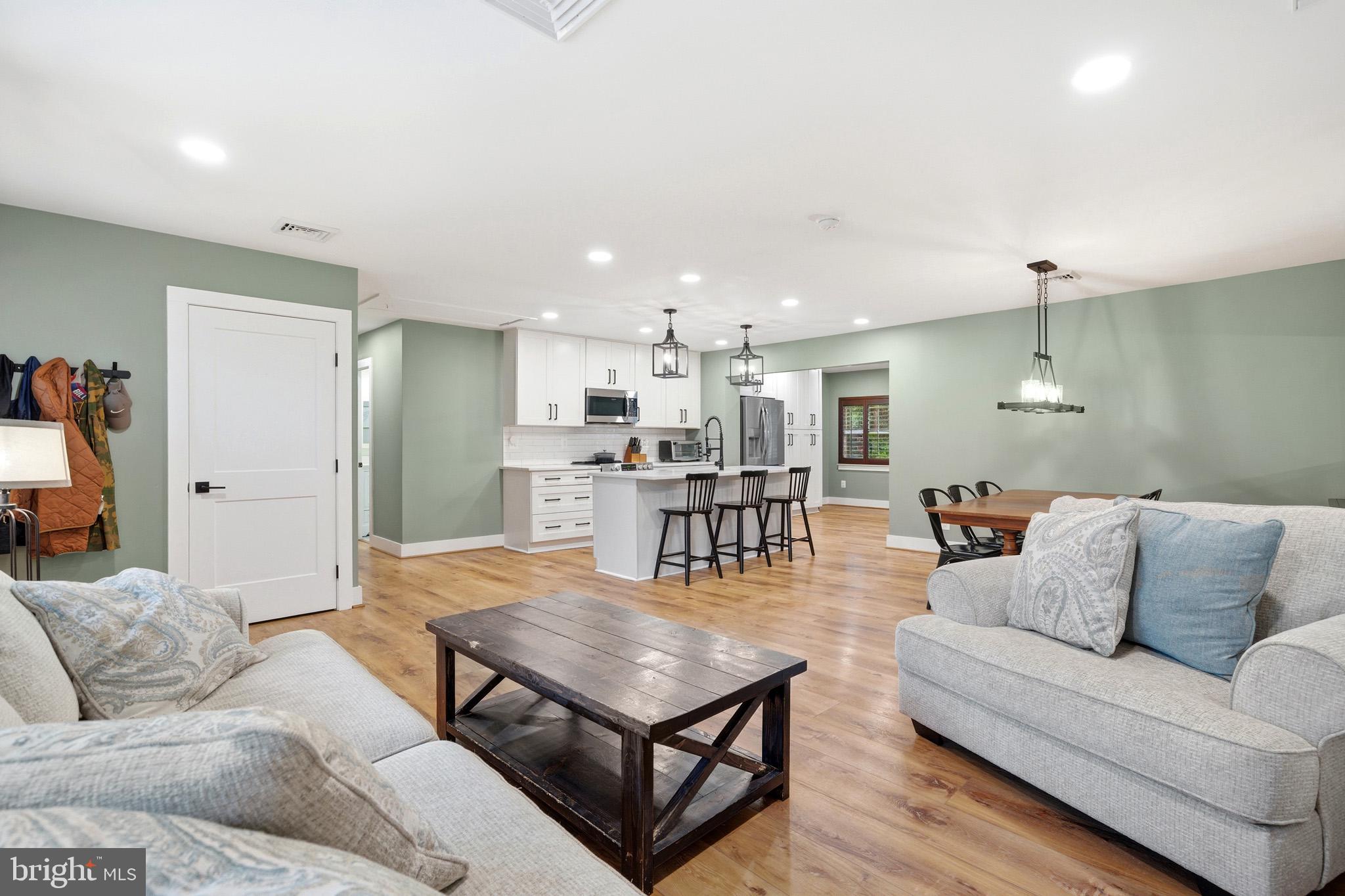 TOWN CREEK - Residential