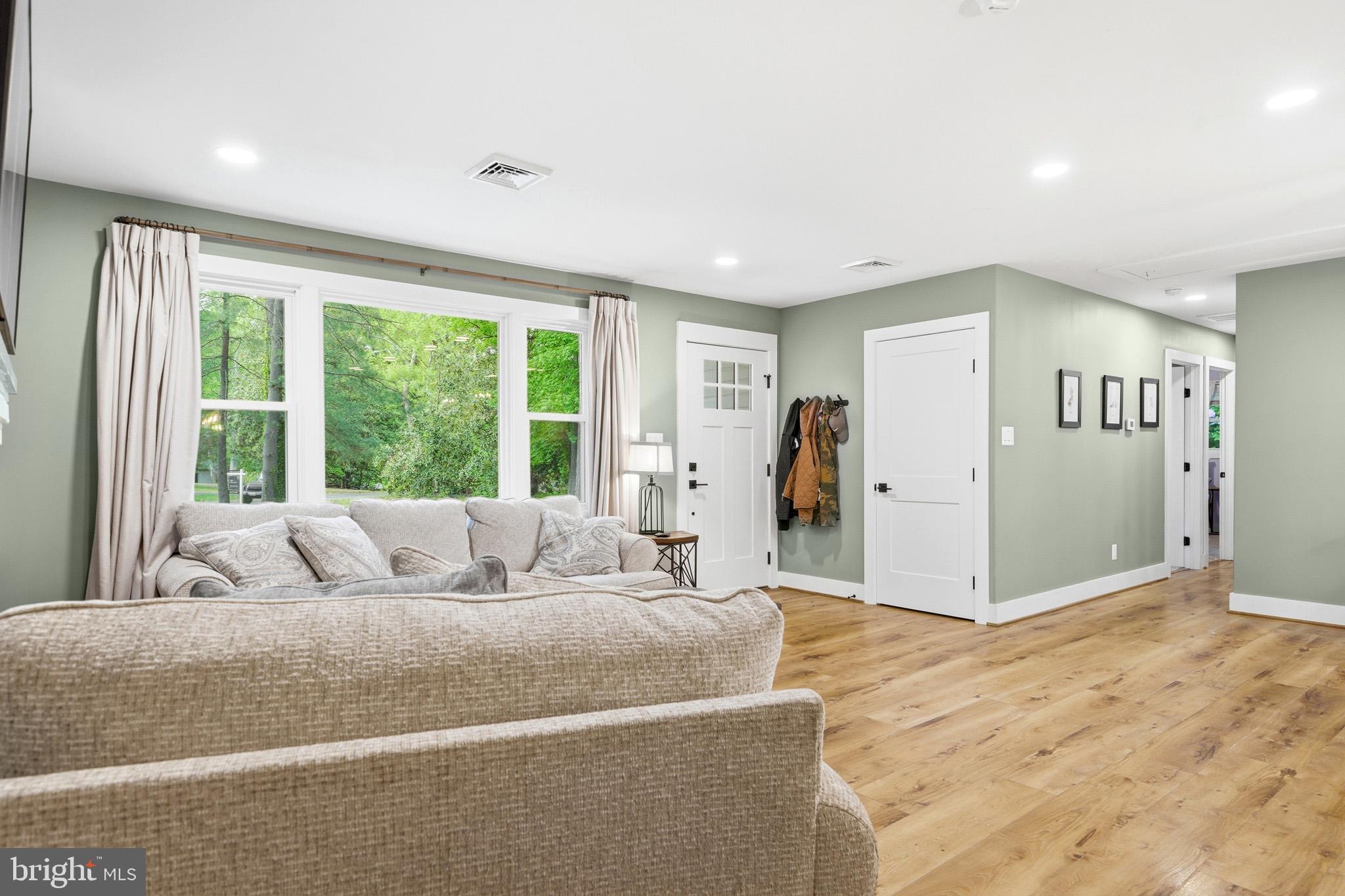 TOWN CREEK - Residential