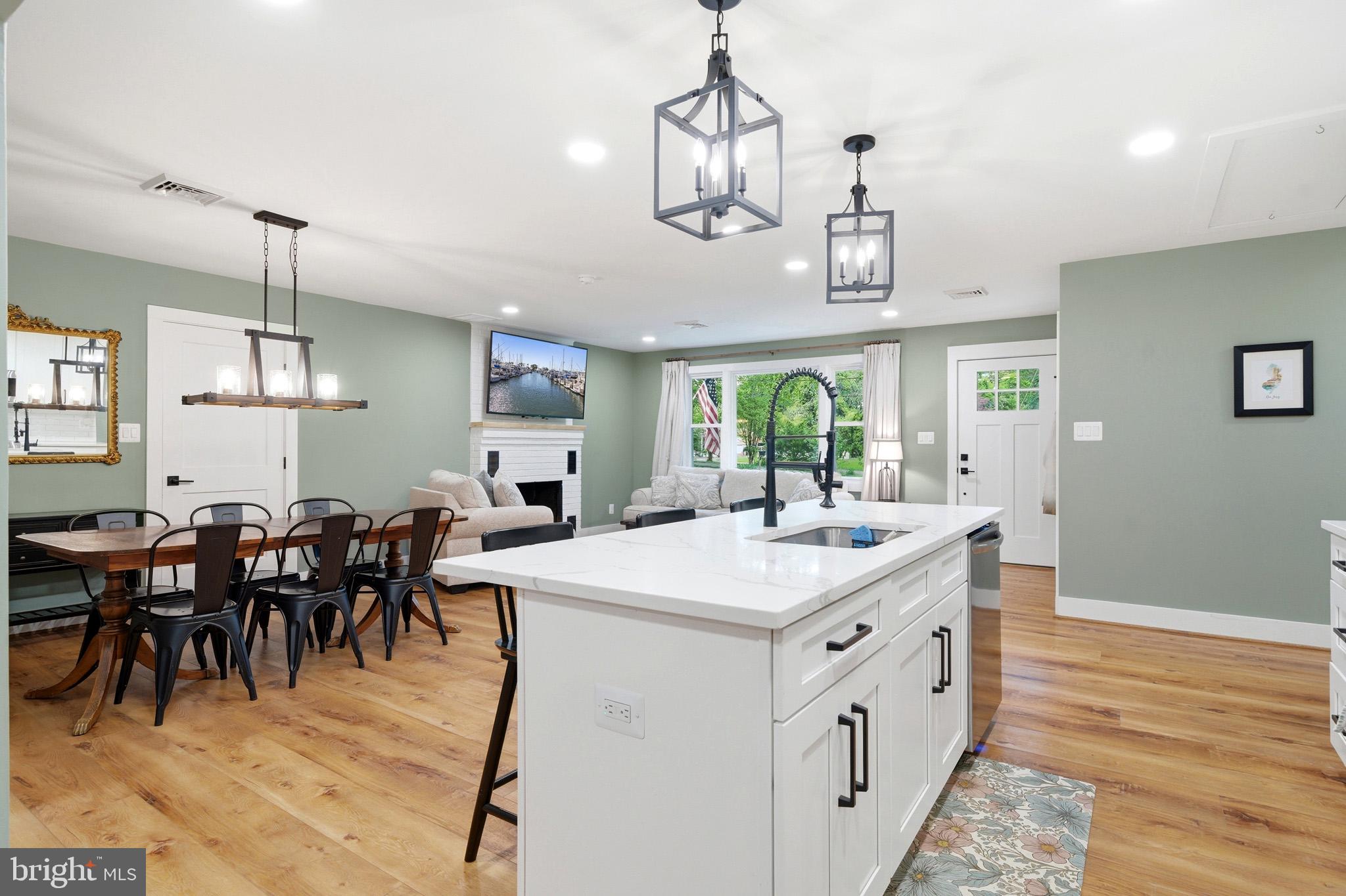 TOWN CREEK - Residential