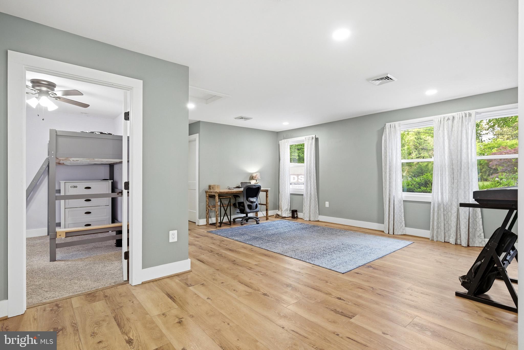 TOWN CREEK - Residential