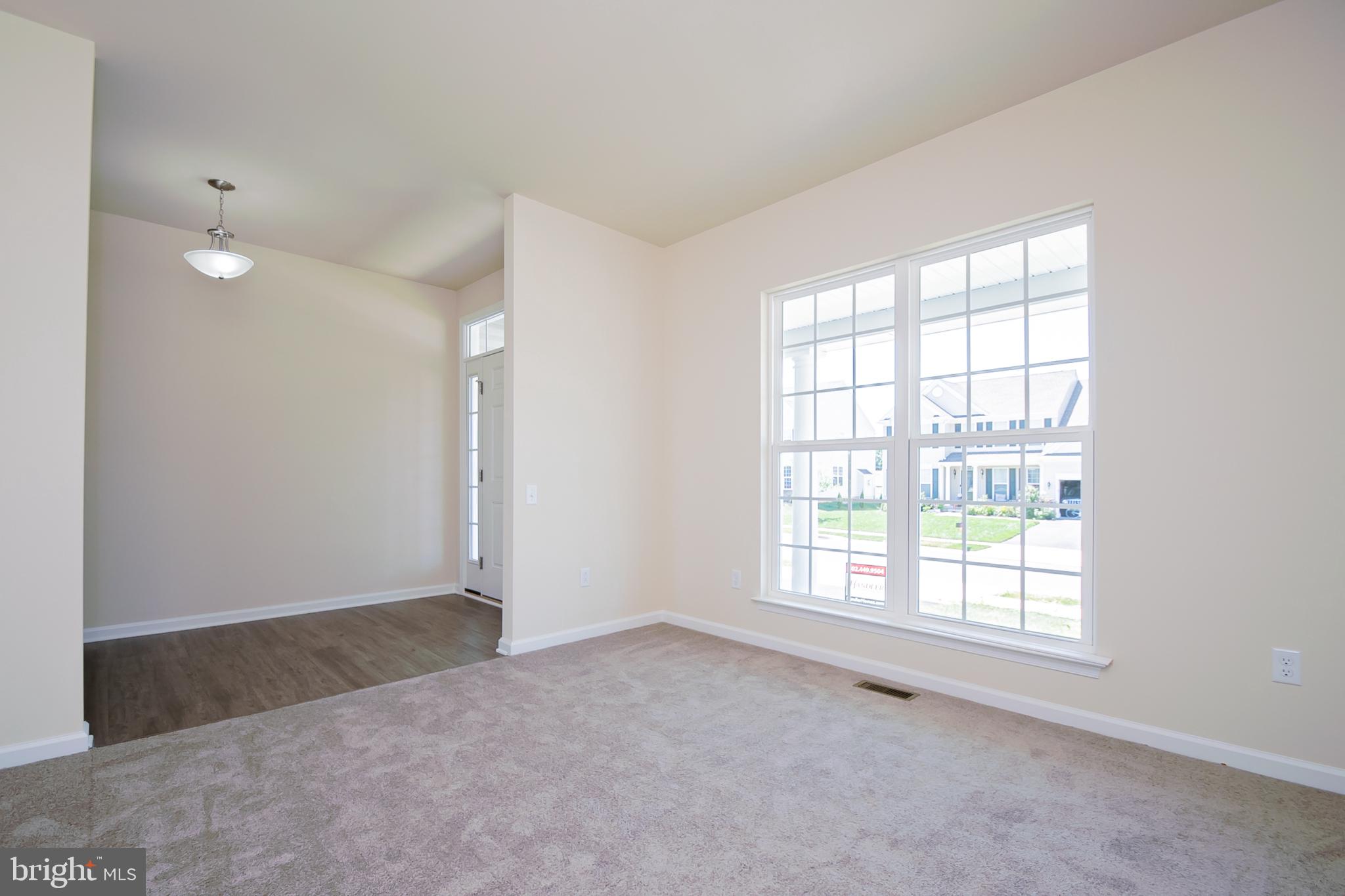 HERITAGE TRACE - Residential