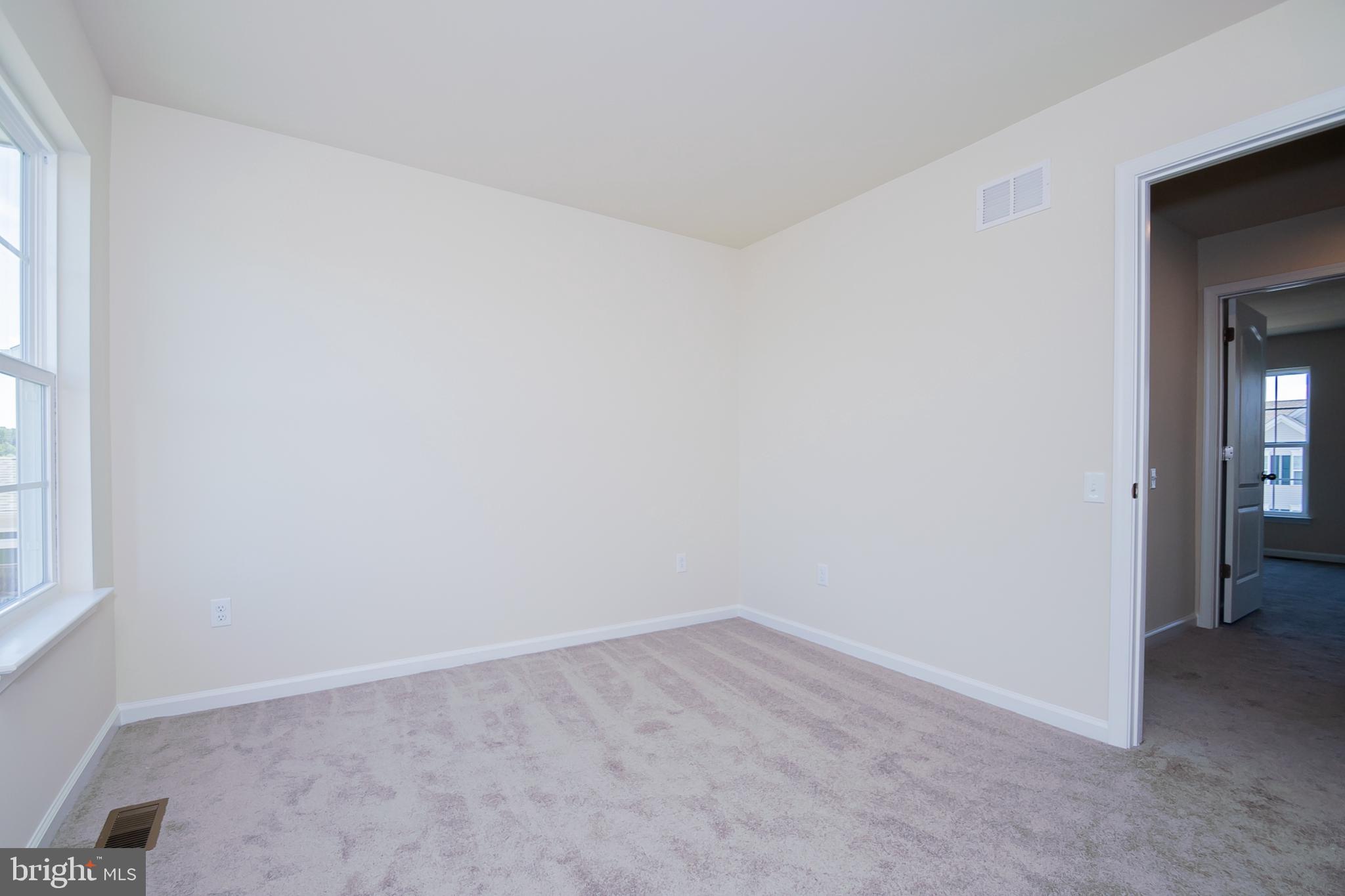 HERITAGE TRACE - Residential