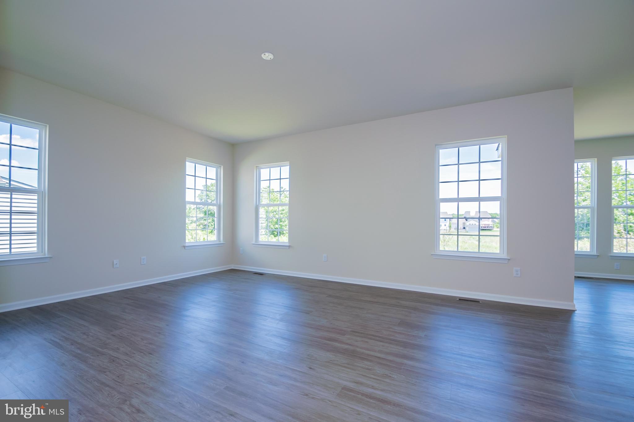 HERITAGE TRACE - Residential