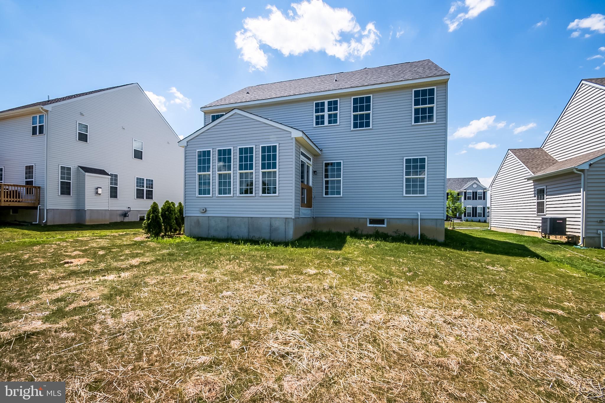 490 E CONSTITUTION DRIVE PENNSBURY PLAN