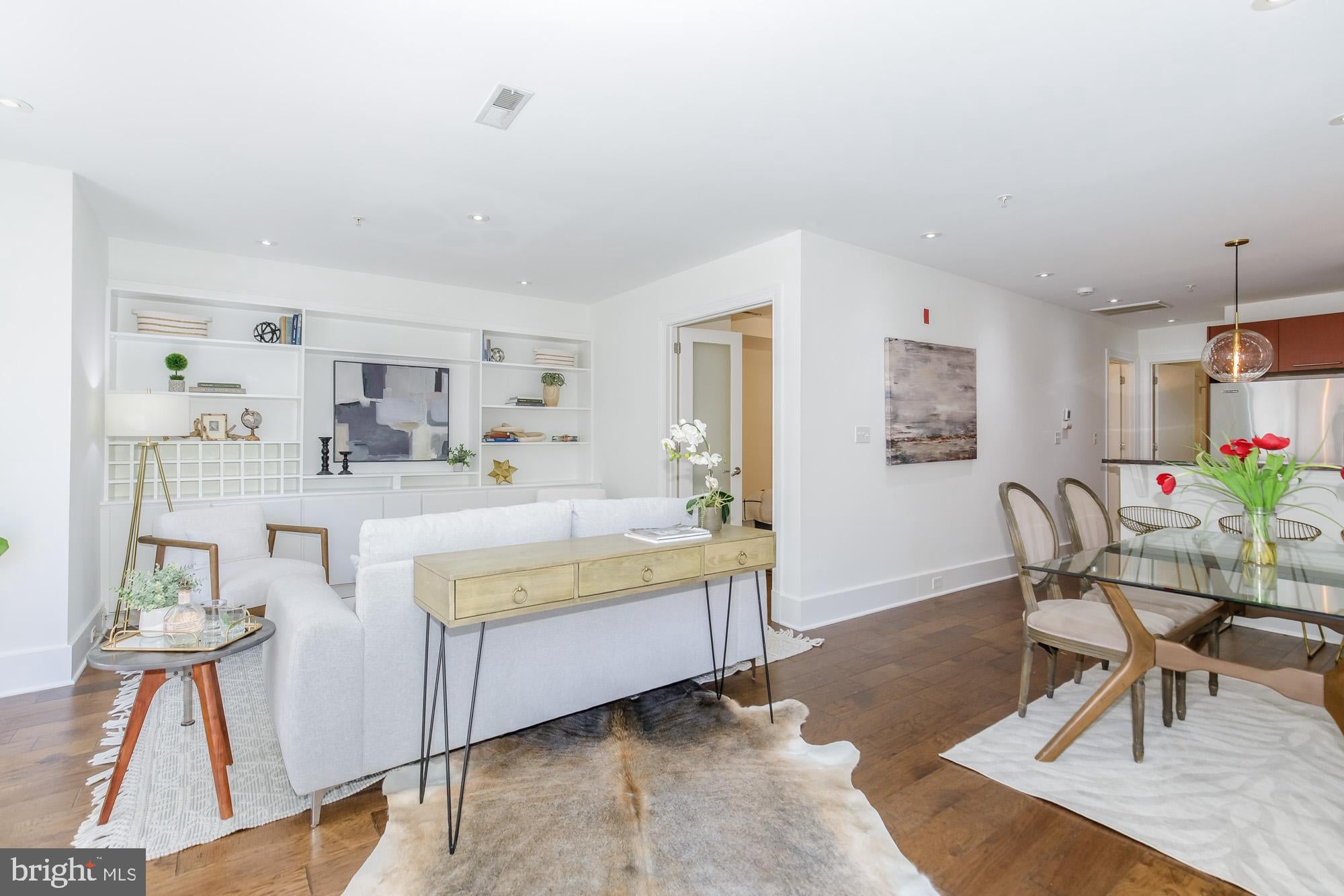 2109 10TH STREET NW G01