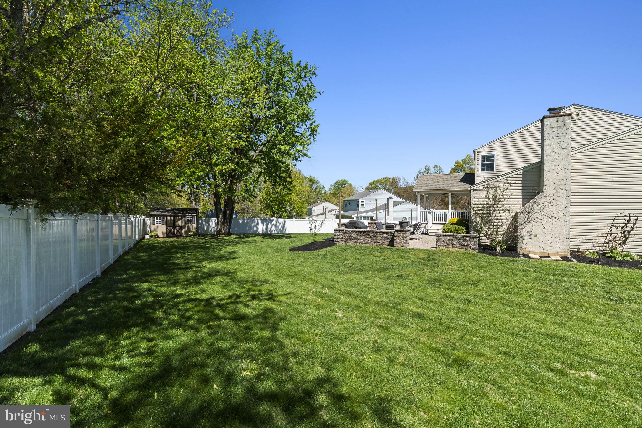 BELCOURT MANOR - Residential