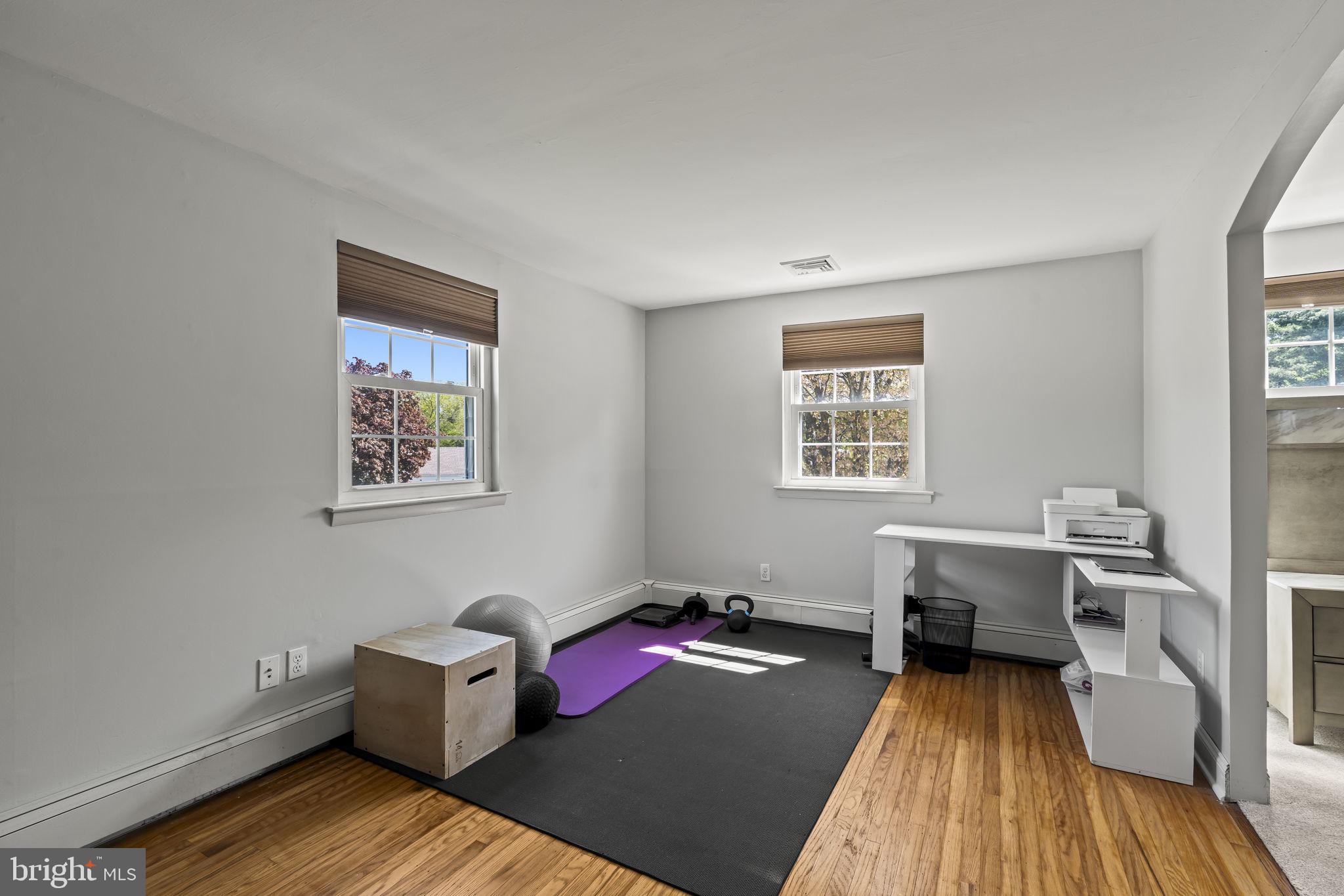 BELCOURT MANOR - Residential
