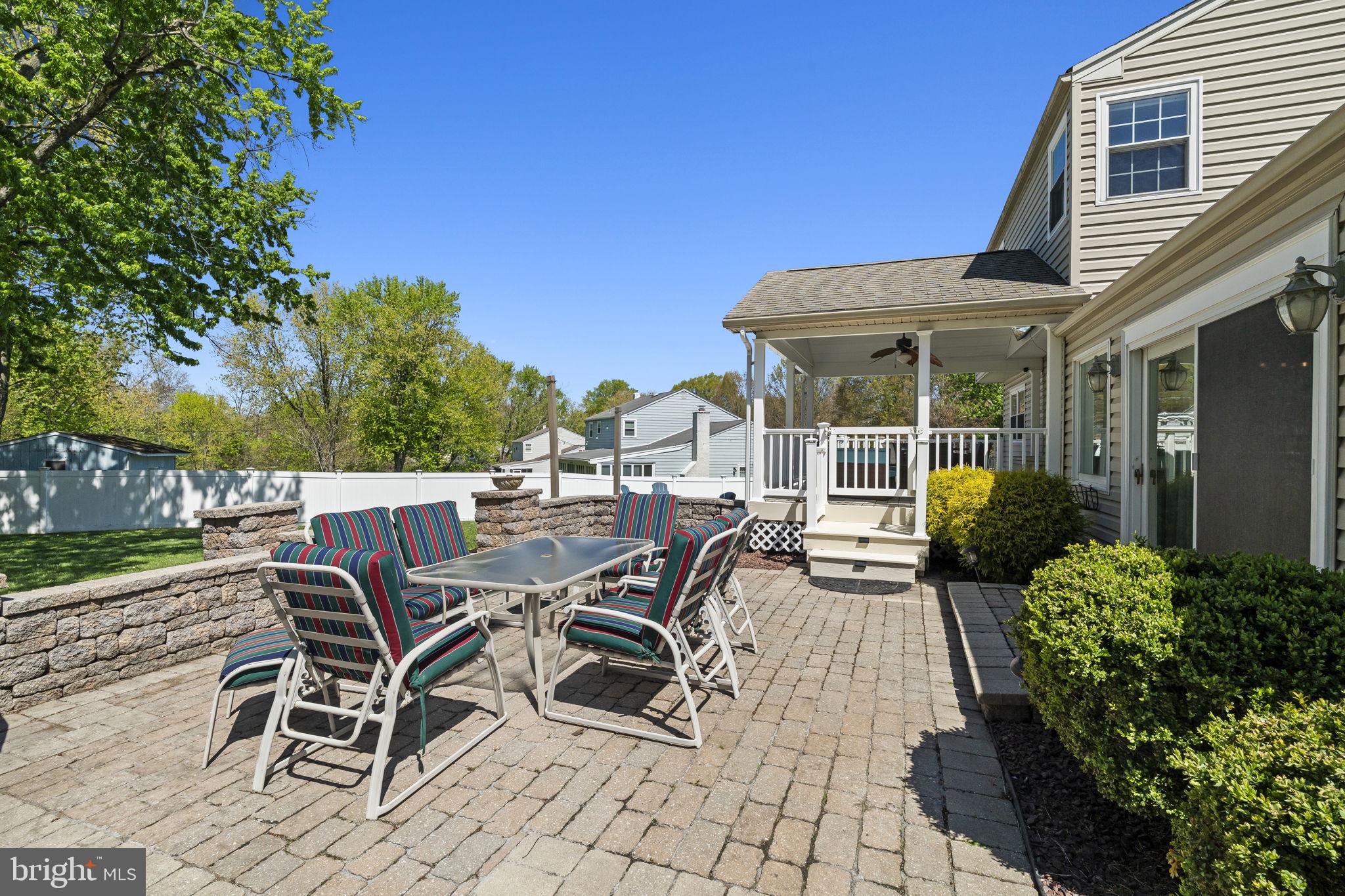 BELCOURT MANOR - Residential