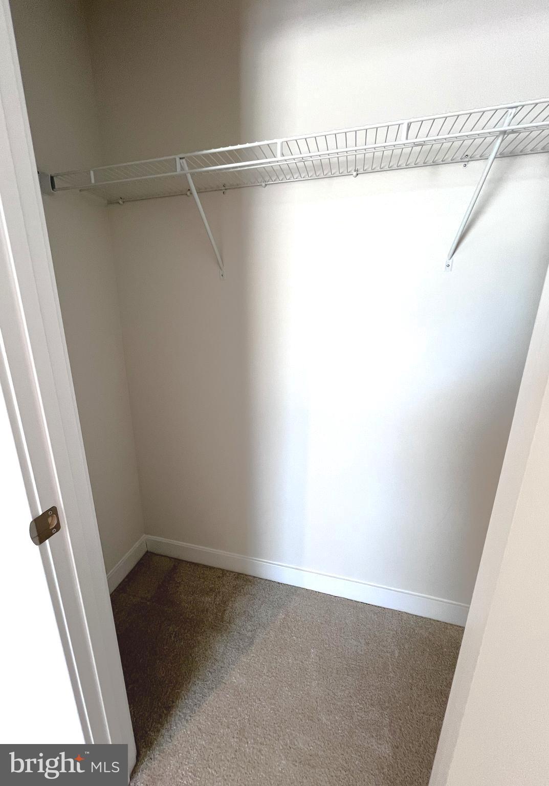 MILFORD PONDS - Residential