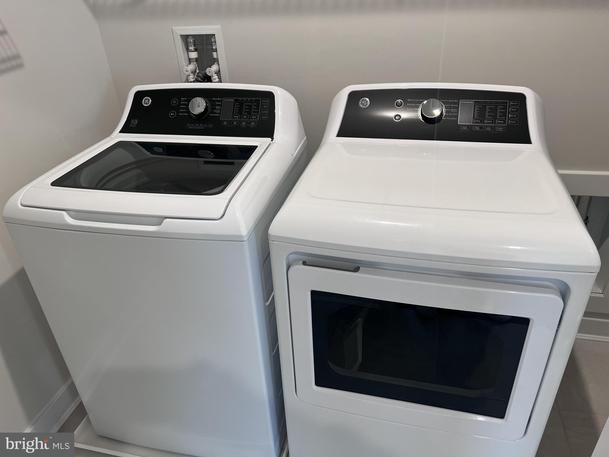 MILFORD PONDS - Residential