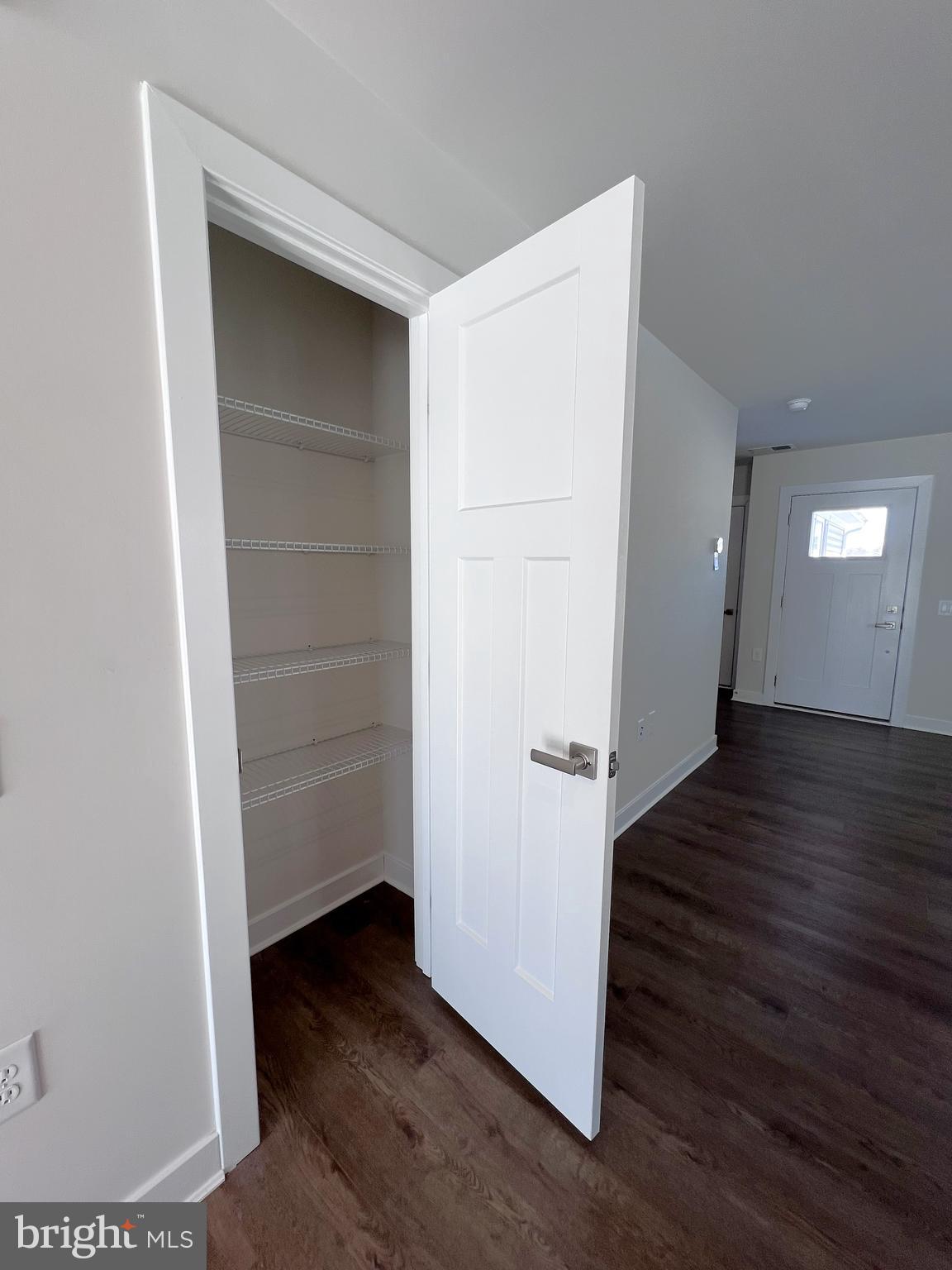 MILFORD PONDS - Residential