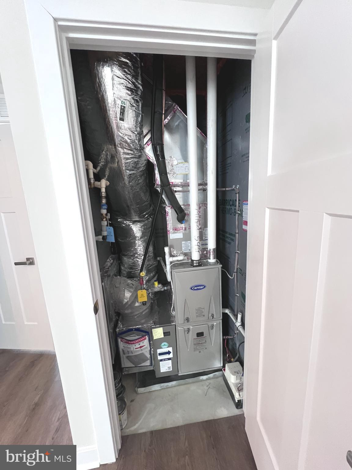 MILFORD PONDS - Residential