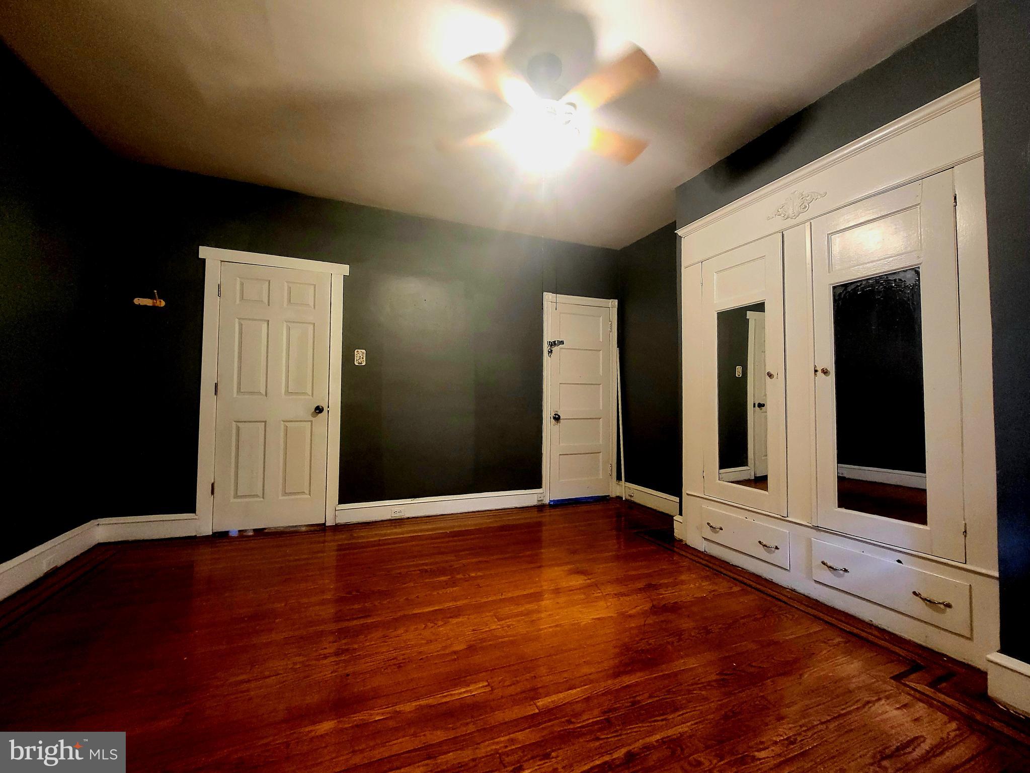 HUNTING PARK - Residential