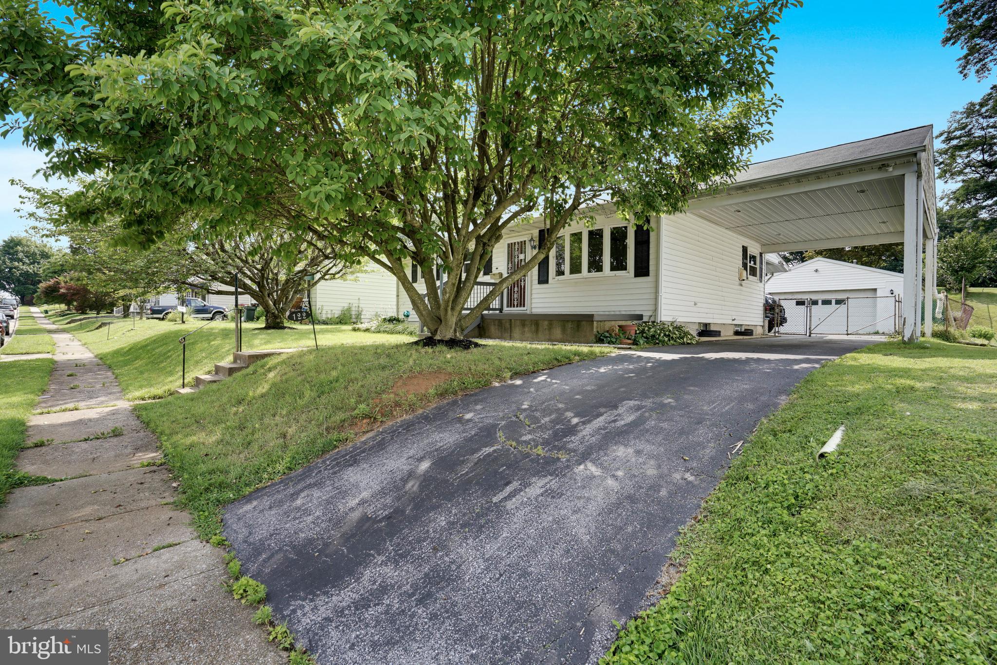 CEDARMERE - Residential