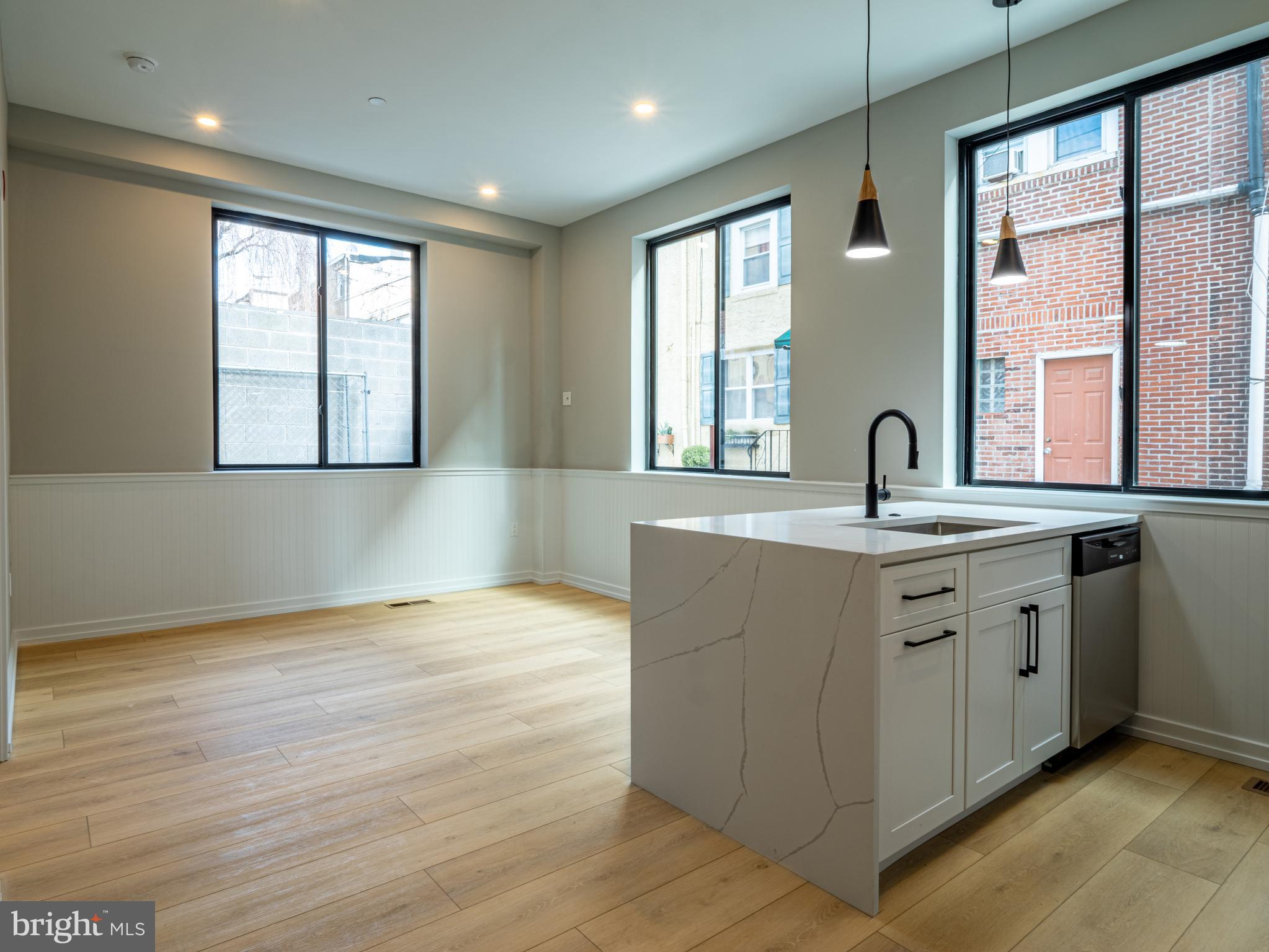 BELLA VISTA - Residential Lease