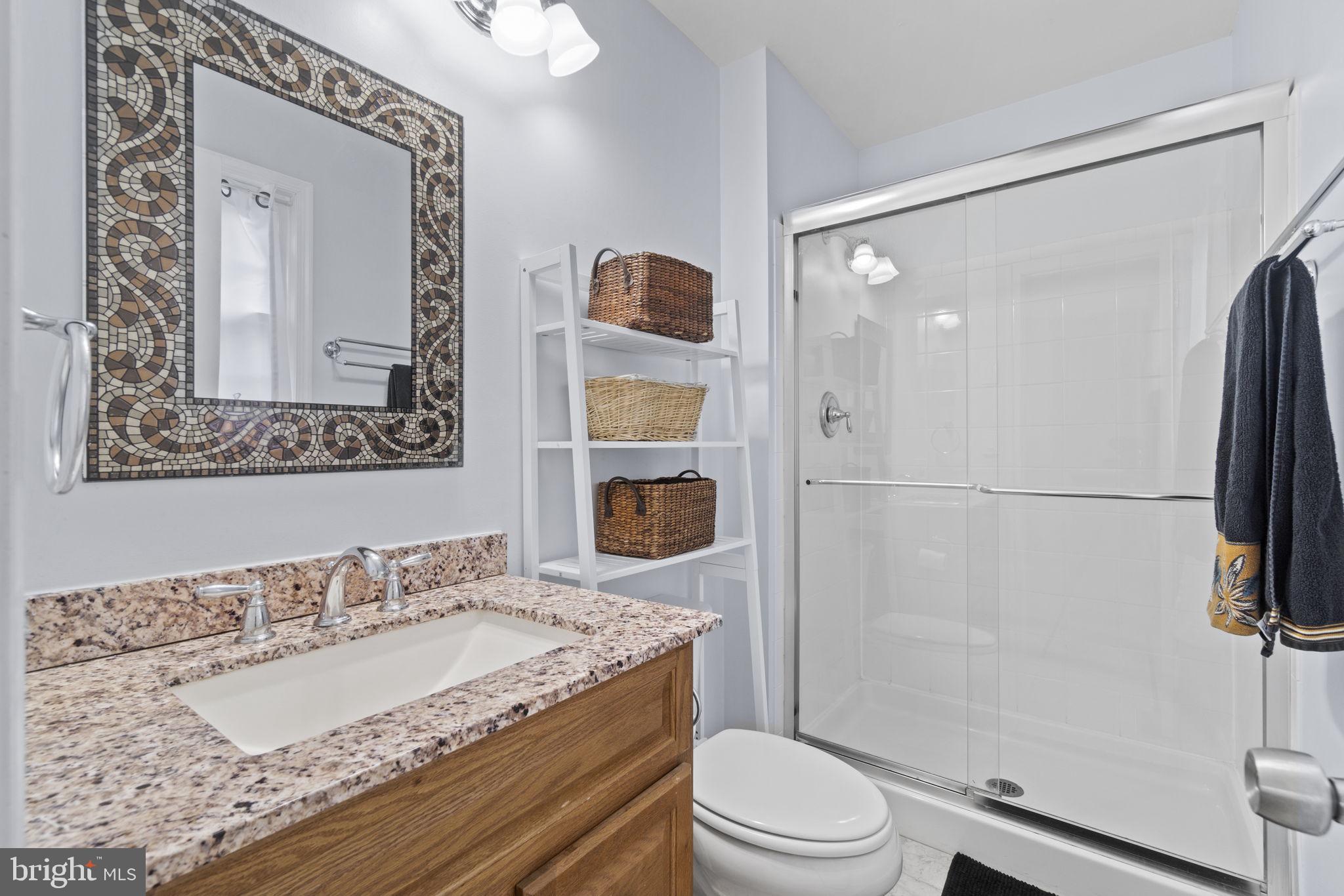 LAKE RIDGE/PROMONTRY OAK - Residential