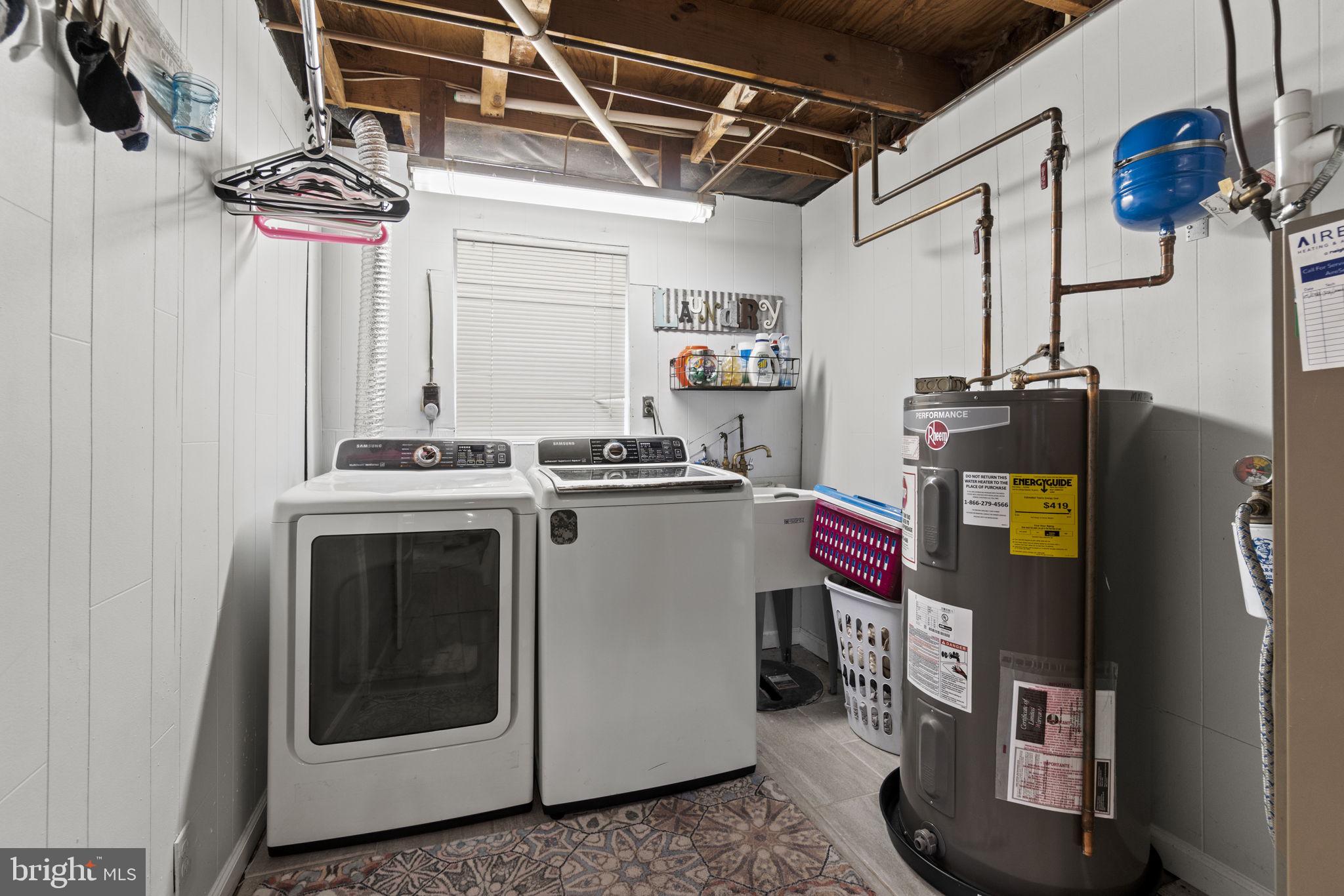 LAKE RIDGE/PROMONTRY OAK - Residential