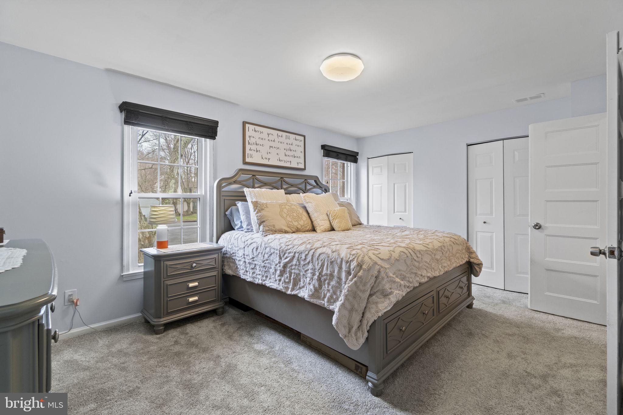 LAKE RIDGE/PROMONTRY OAK - Residential