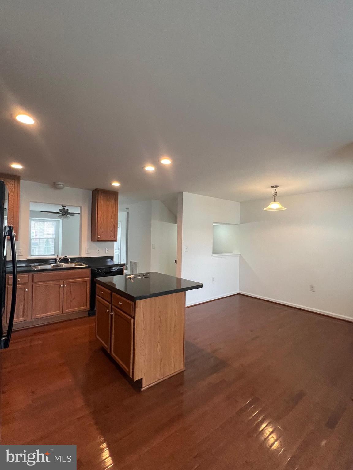 STONEBROOK VILLAGE - Residential Lease