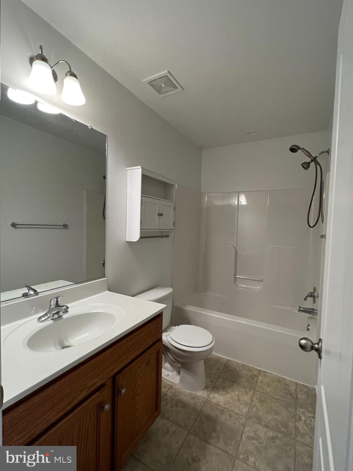 STONEBROOK VILLAGE - Residential Lease