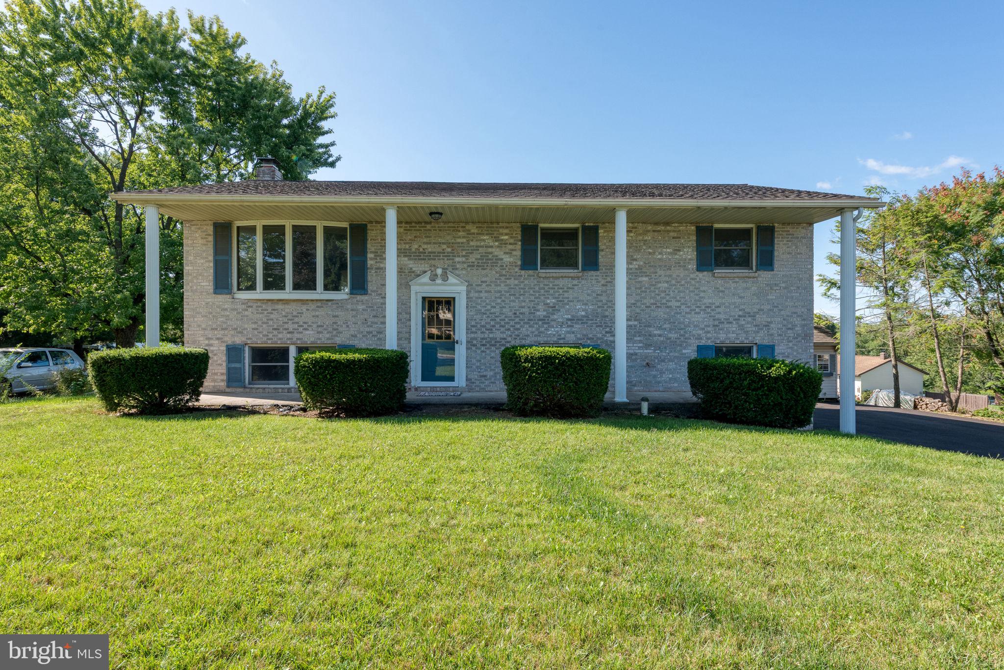 403 BIRCH LN