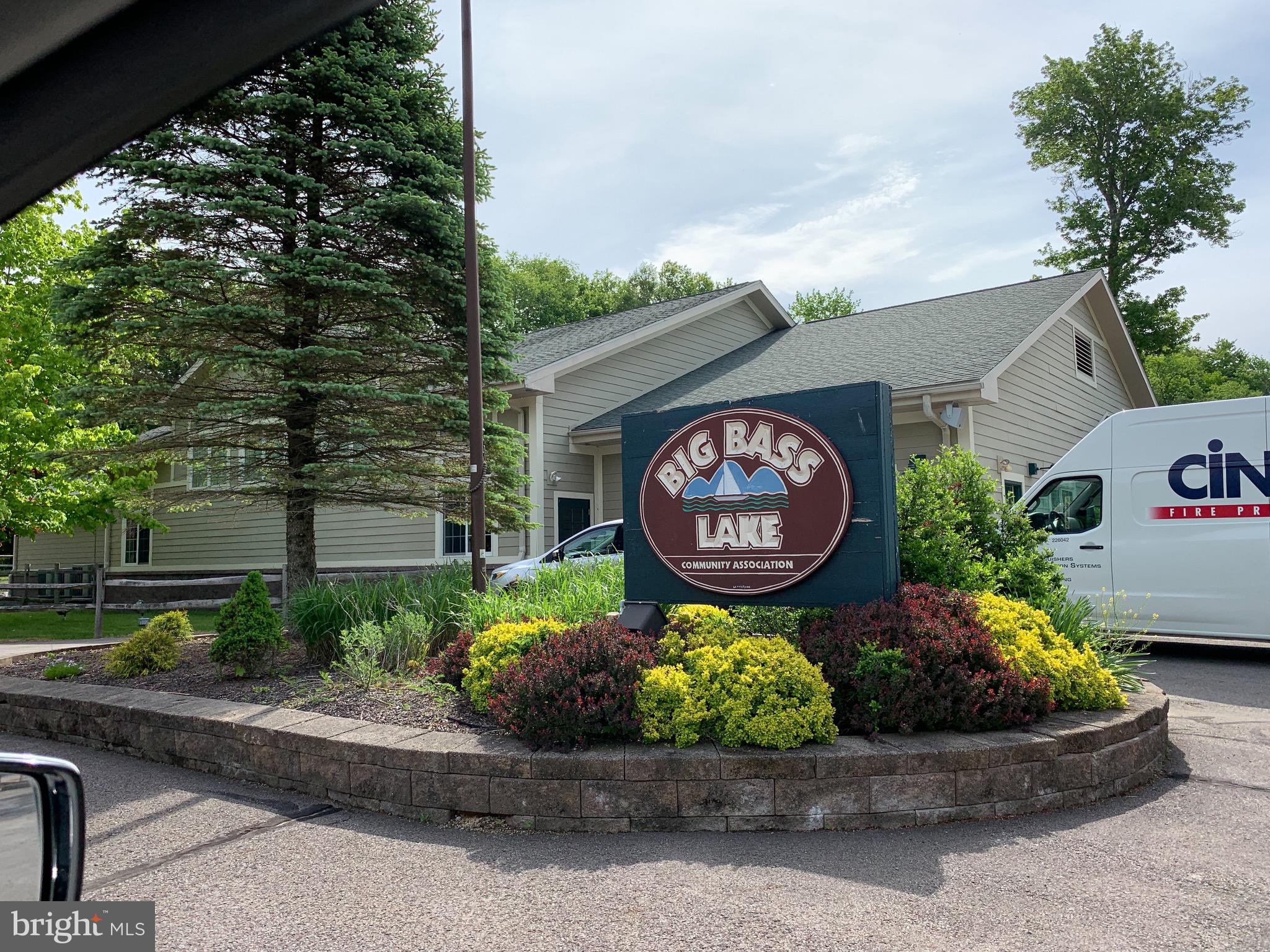 BIG BASS LAKE - Land