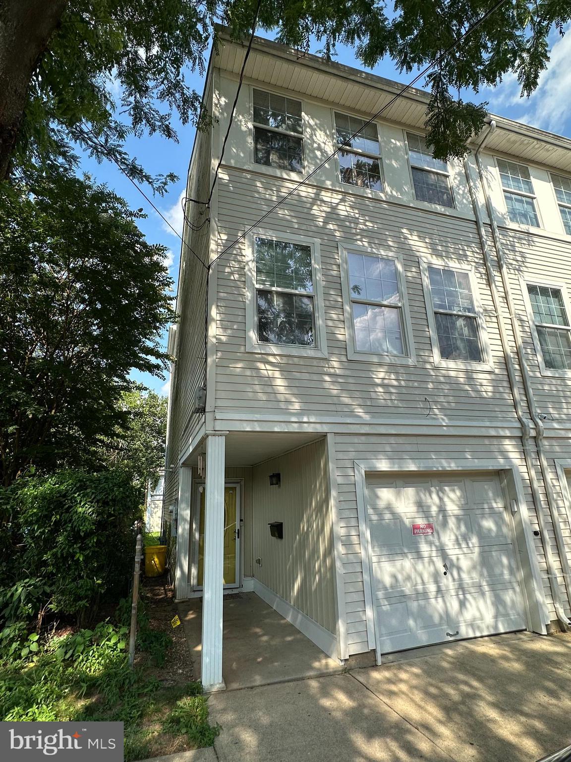 104 COLUMBUS AVENUE