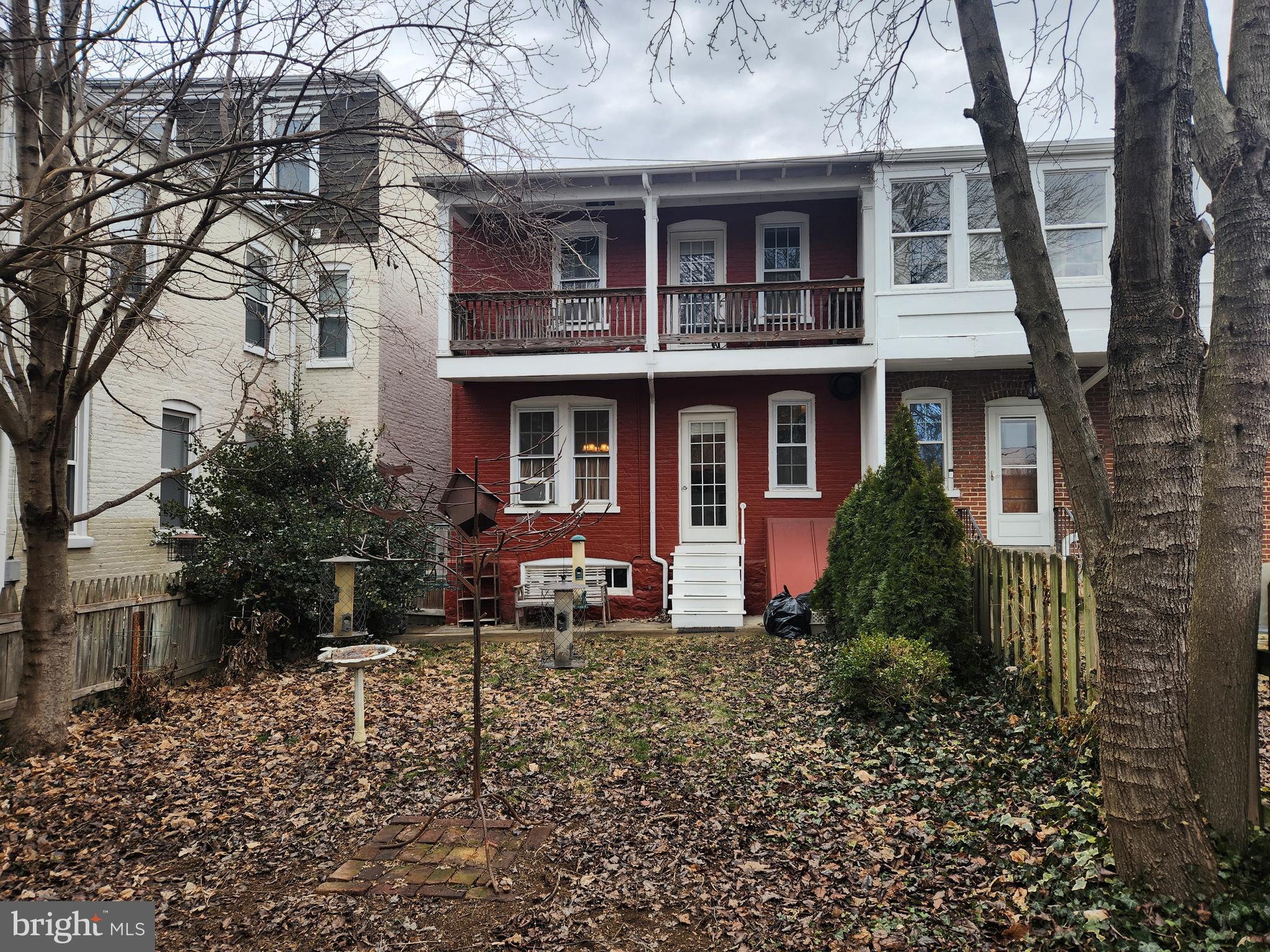 NORTH EAST LANCASTER - Residential