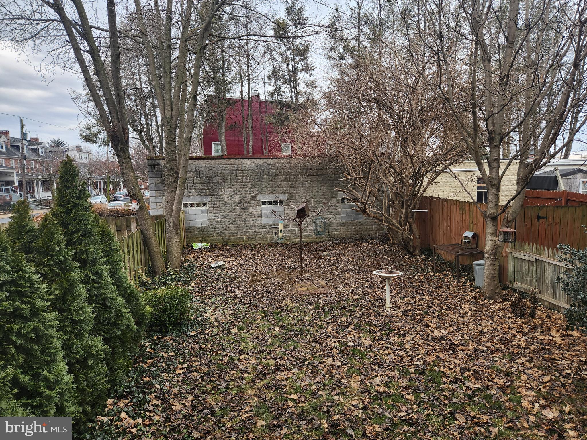 NORTH EAST LANCASTER - Residential