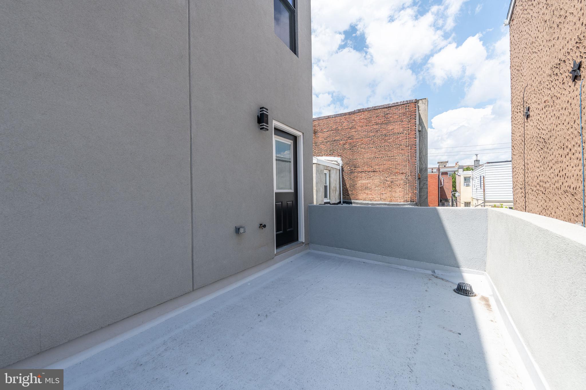 PASSYUNK SQUARE - Residential